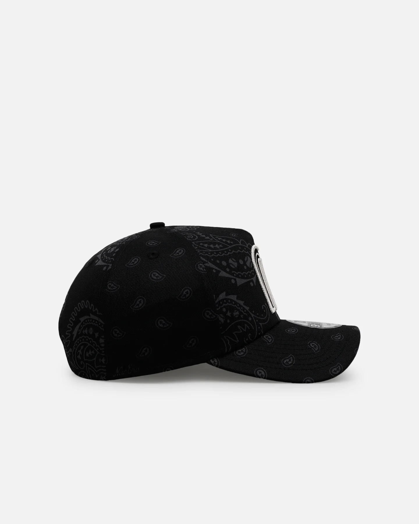 New Era Mexico National Baseball Team 'Tonal Paisley' 9FORTY A-Frame Snapback Black - Image 3