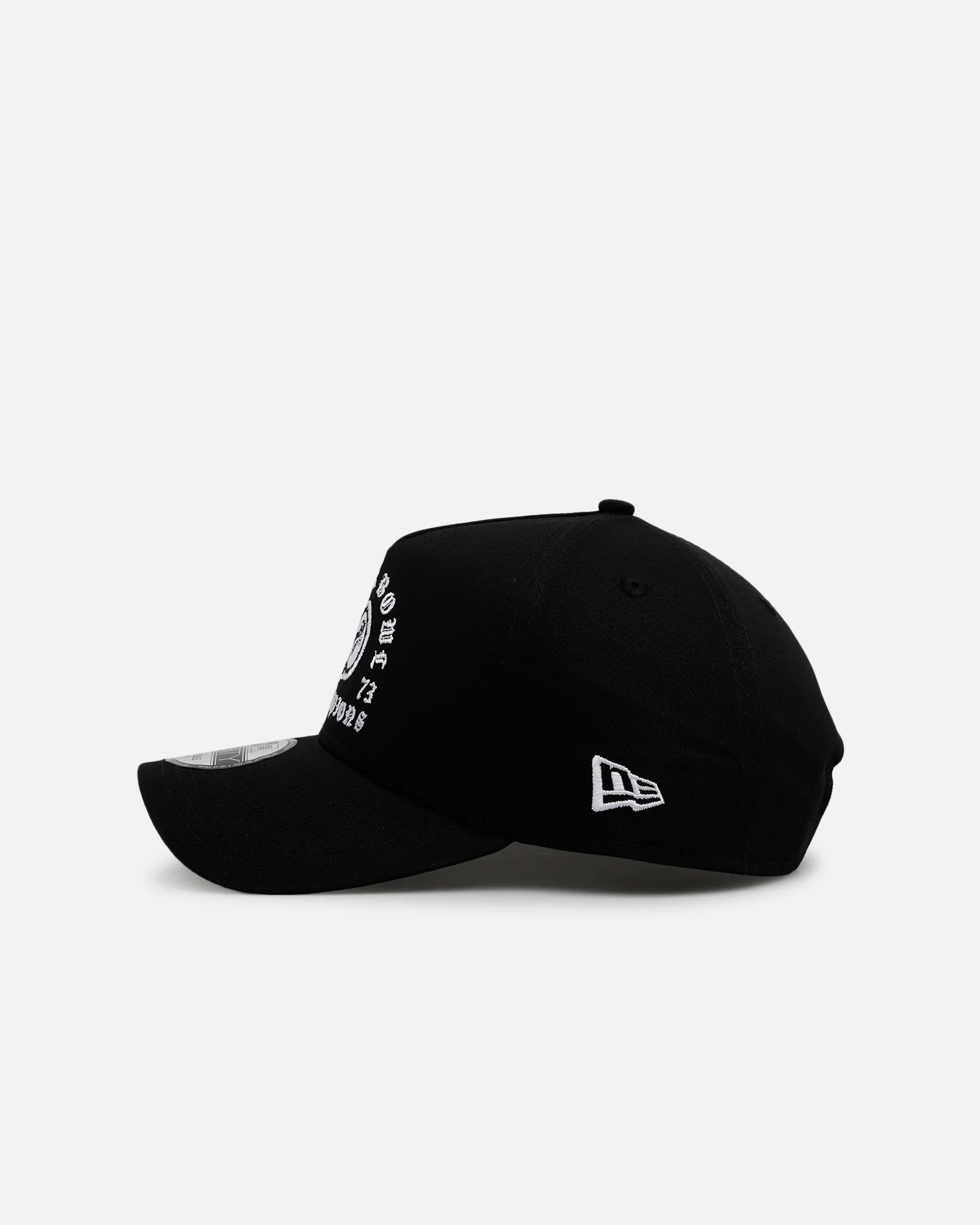 New Era Miami Dolphins 'Gothic Arch 2.0' 9FORTY A-Frame Snapback Black/White - Image 4