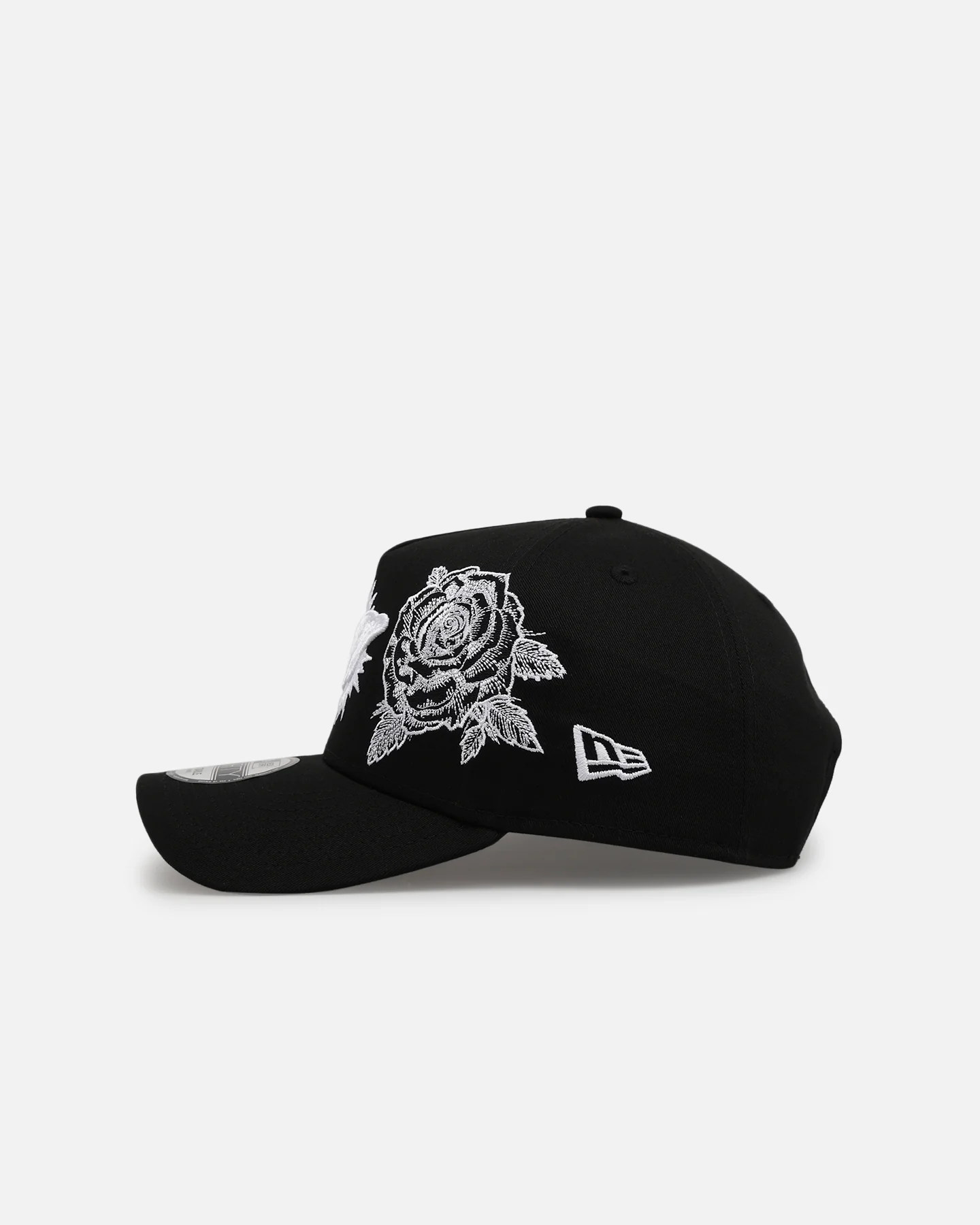 New Era Miami Dolphins 'Ornate Rose' 9FORTY A-Frame Snapback Black/White - Image 4