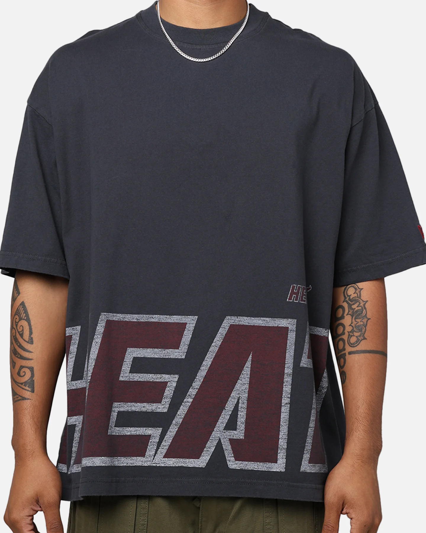 New Era Miami Heat Oversized T-Shirt Black - Image 4
