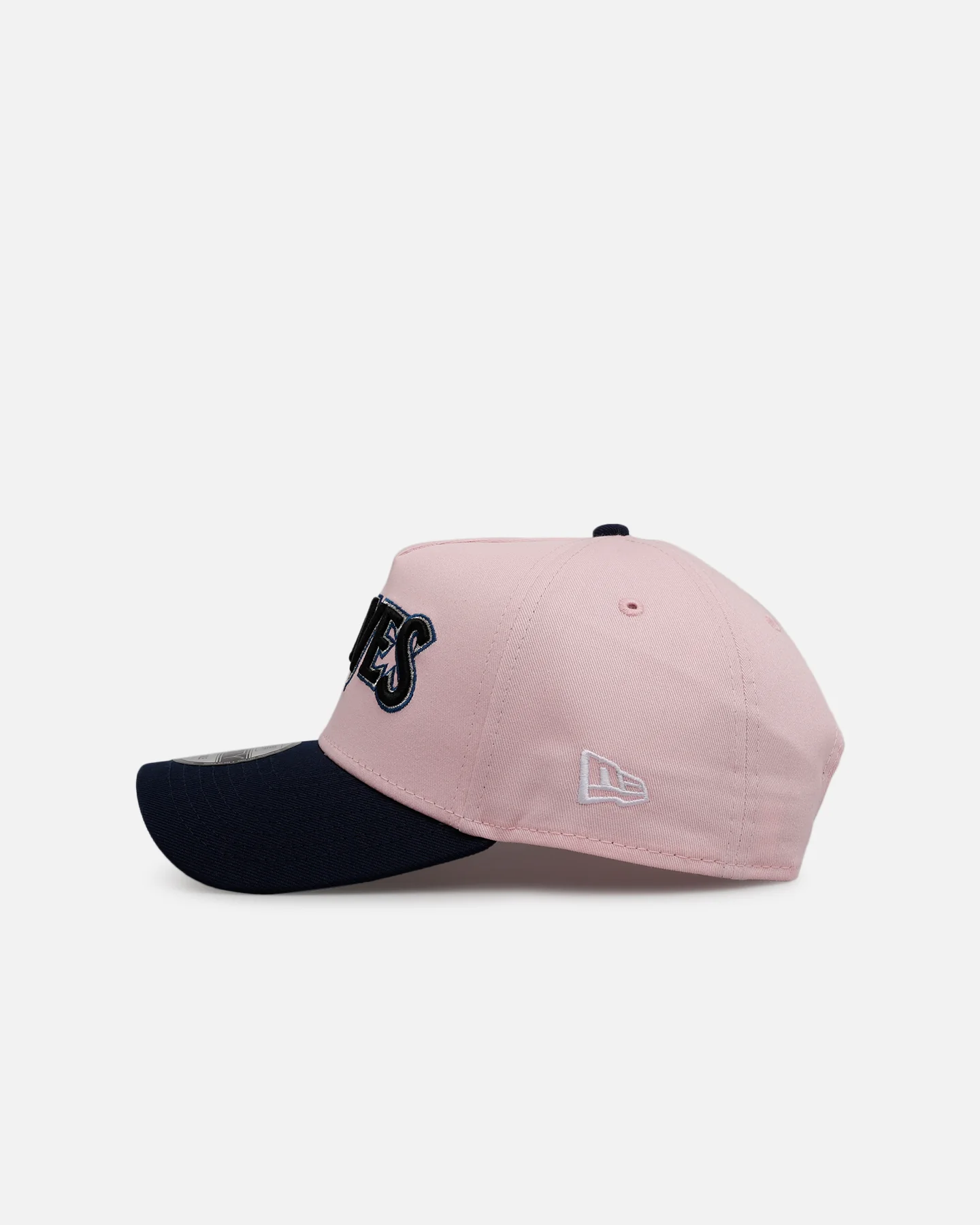 New Era Minnesota Timberwolves 'Pink Crown' 9FORTY A-Frame Snapback Pink - Image 4