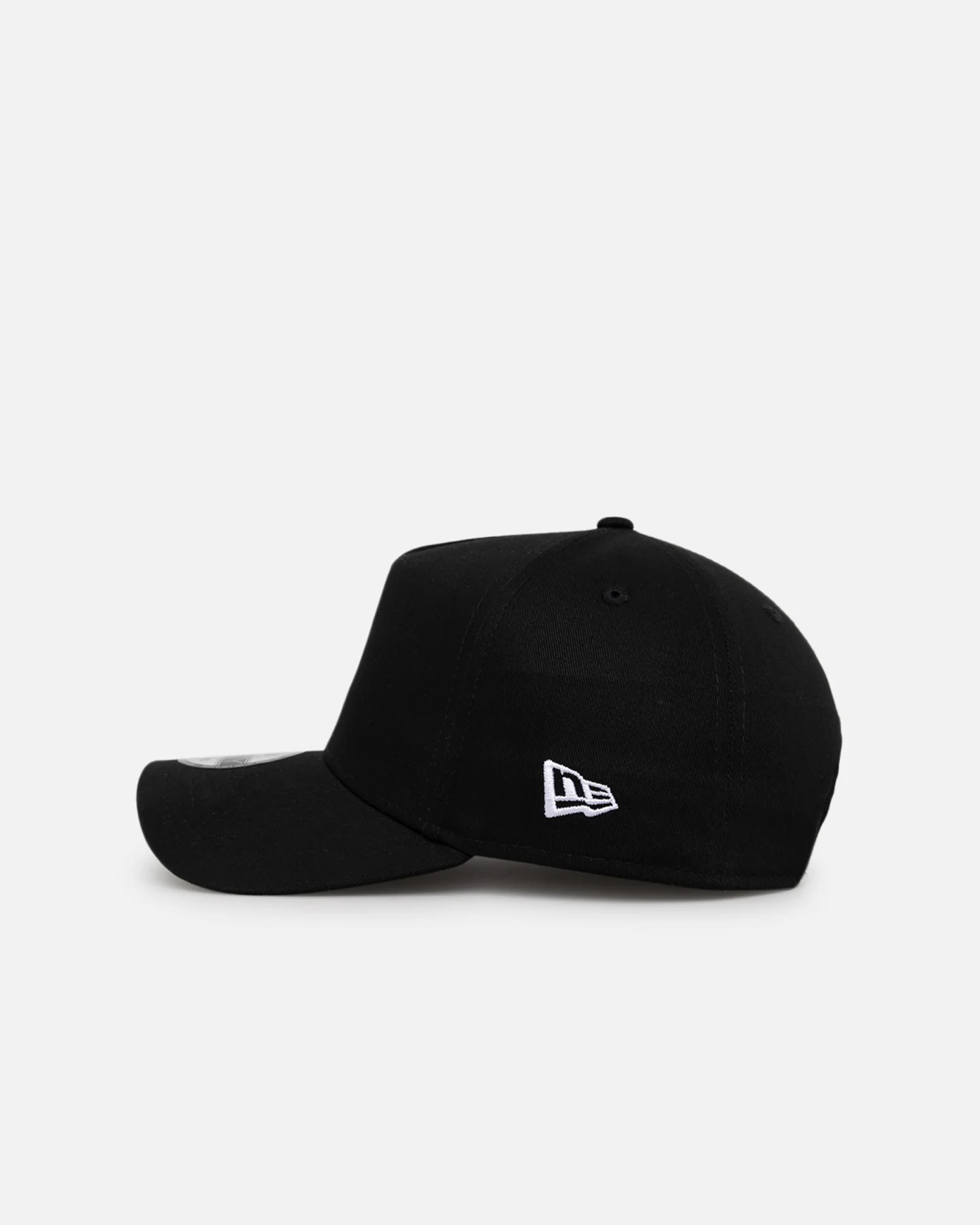 New Era Triple Black Blank 9FORTY A-Frame Snapback Black - Image 4