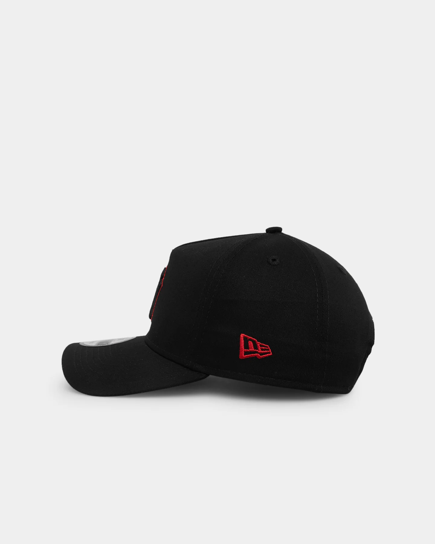 New Era New York Yankees 9FORTY A-Frame Snapback Black/Scarlet - Image 4
