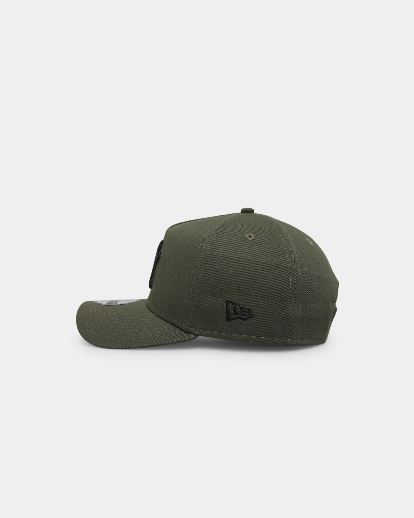 New Era New York Yankees 9FORTY A-FrameSnapback Olive - Image 4