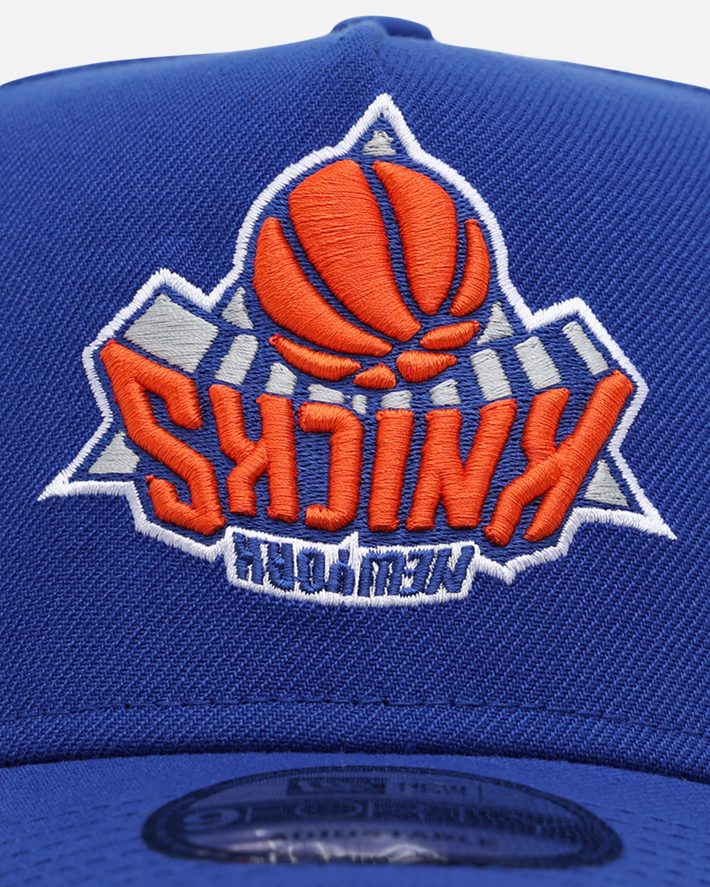 New Era New York Knicks 'Upside Down NBA' 9FORTY A-Frame Snapback Blue - Image 5