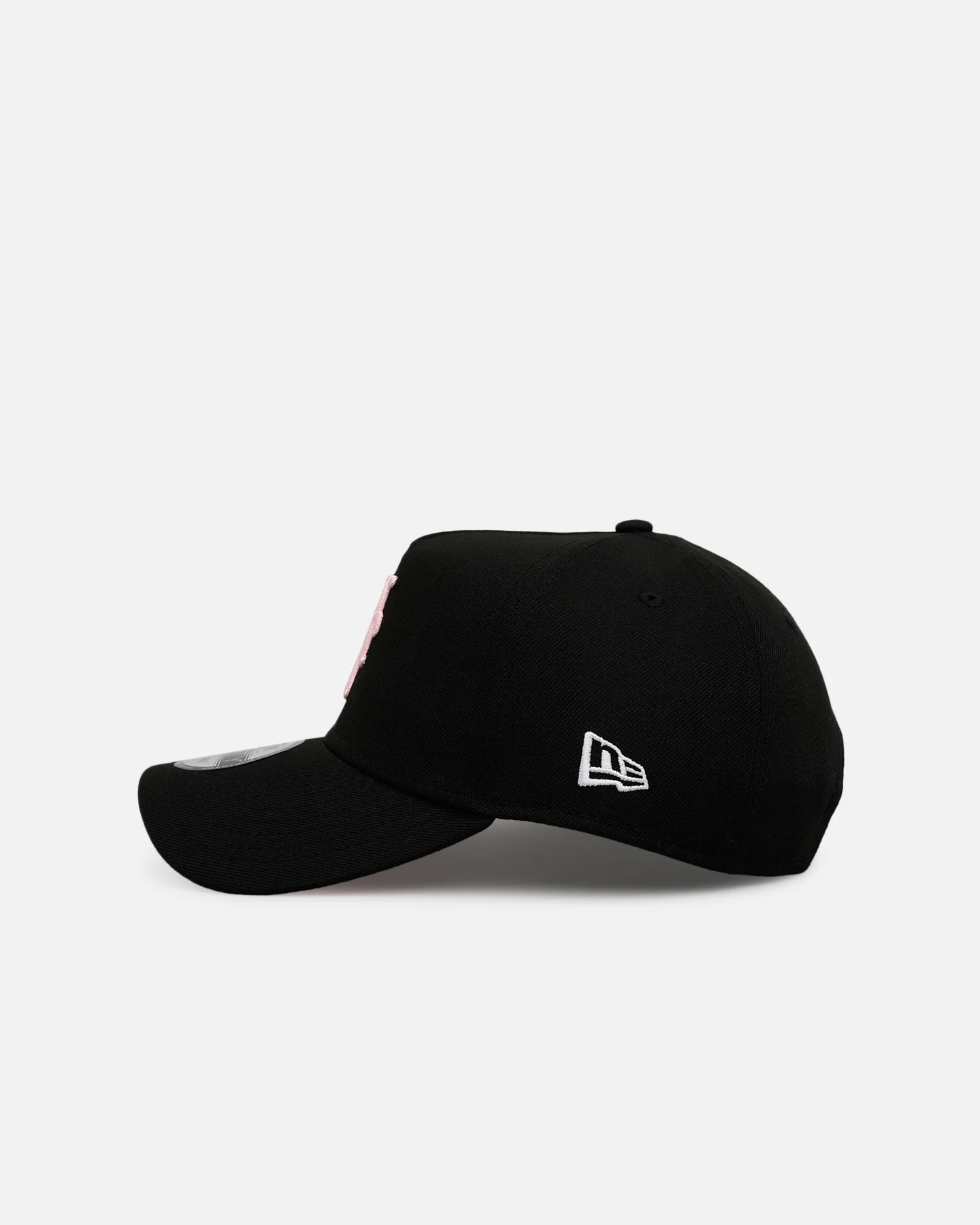 New Era New York Mets 'Black And Pink' 9FORTY A-Frame Snapback Black/Pink - Image 4