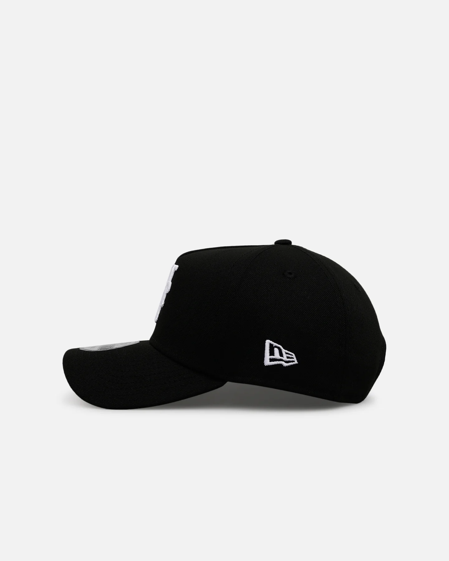 New Era New York Mets 'Black And White' 9FORTY A-Frame Snapback Black/White - Image 4