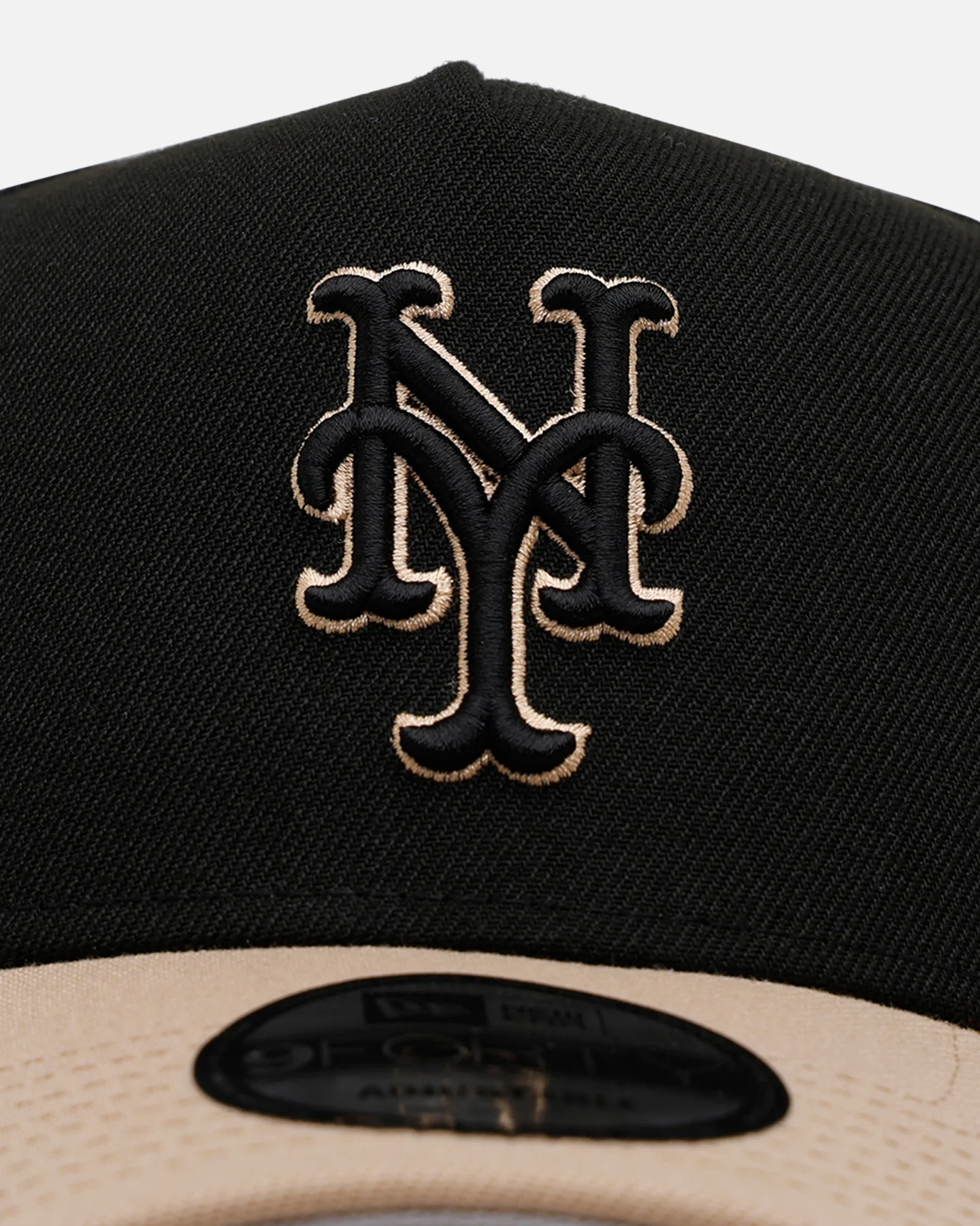 New Era New York Mets 'Desert Nights' 9FORTY A-Frame Snapback Black/Camel - Image 5