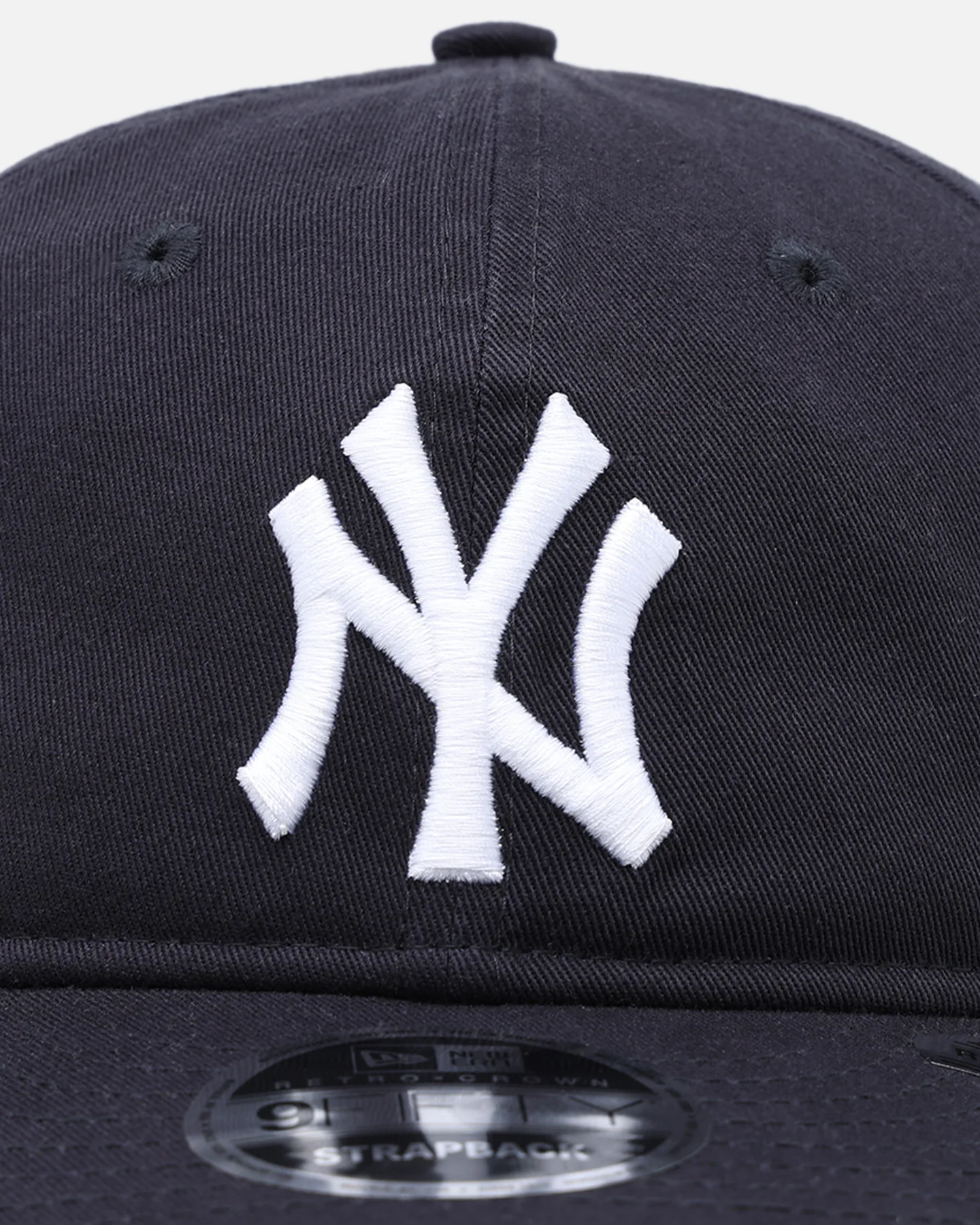 New Era New York Yankees 9FIFTY Retro Crown Strapback OTC - Image 5