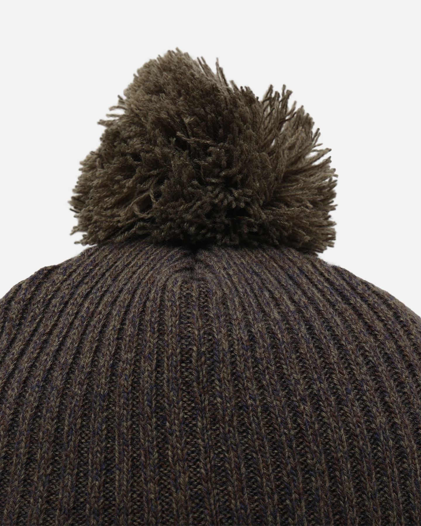 New Era New York Yankees Beanie New Olive - Image 6