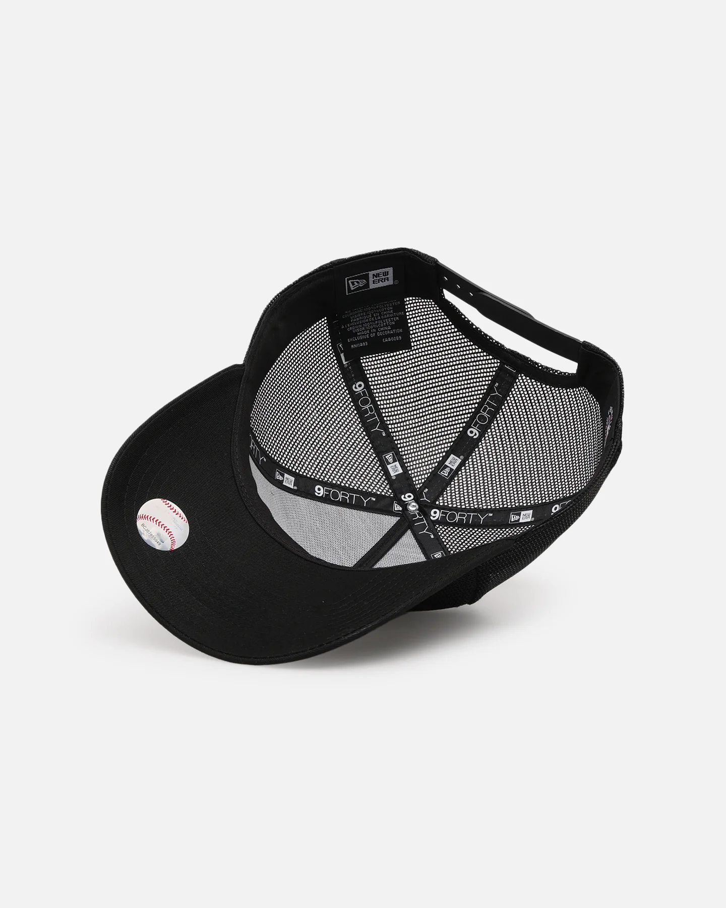 New Era New York Yankees 'Black All Over Mesh' 9FORTY A-Frame Trucker Snapback Black Rigid/Black - Image 6