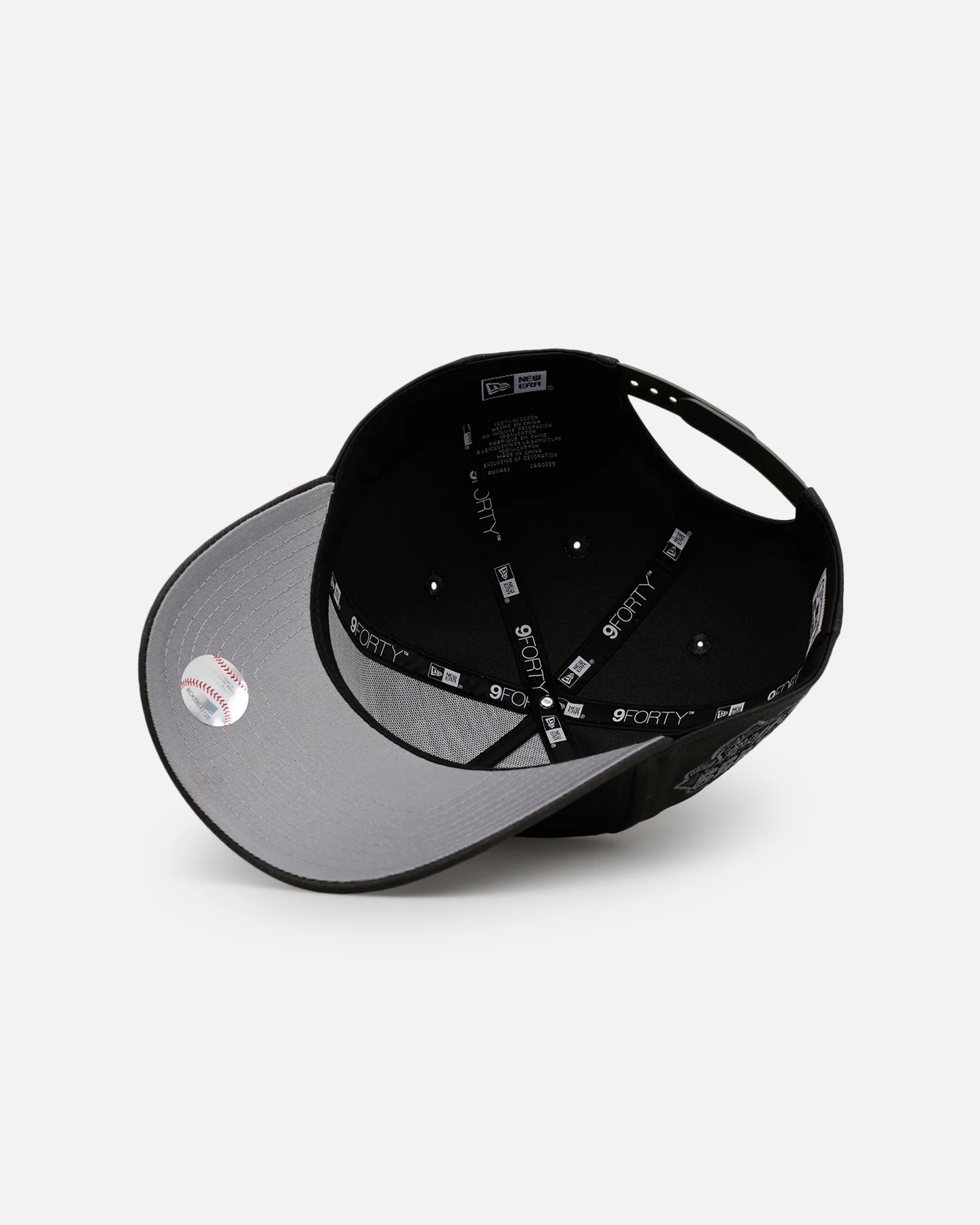 New Era New York Yankees 'Carbon Weave' 9FORTY A-Frame Snapback Black - Image 6