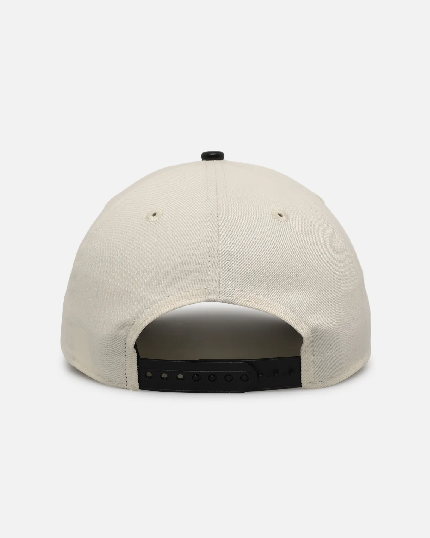 New Era New York Yankees 'Leather Visor' 9FORTY A-Frame Snapback Chrome White/Black - Image 2
