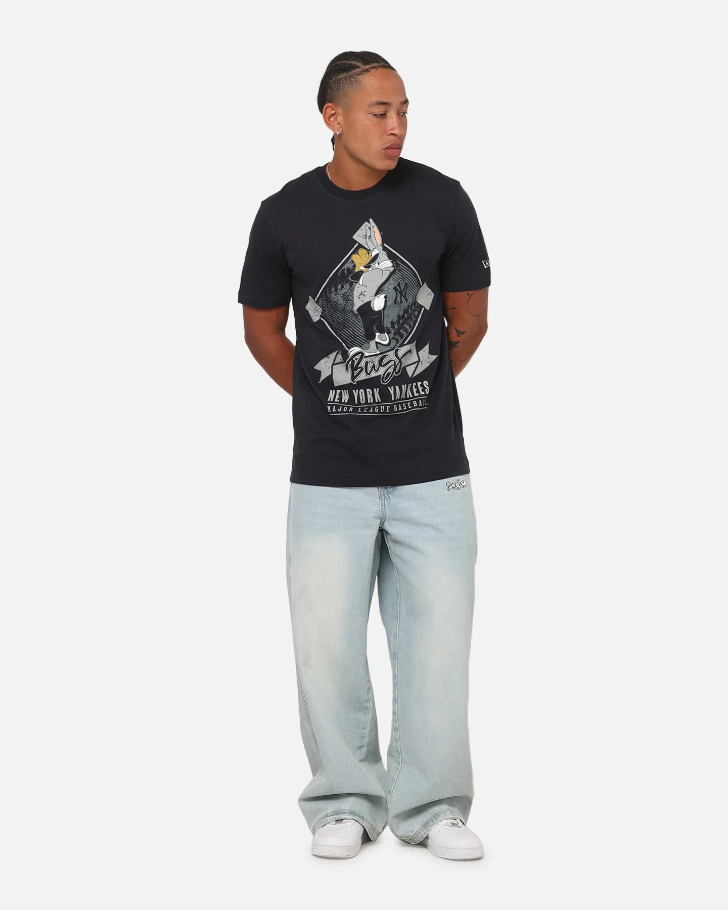 New Era New York Yankees 'Looney Tunes' Bugs Bunny T-Shirt Navy - Image 2