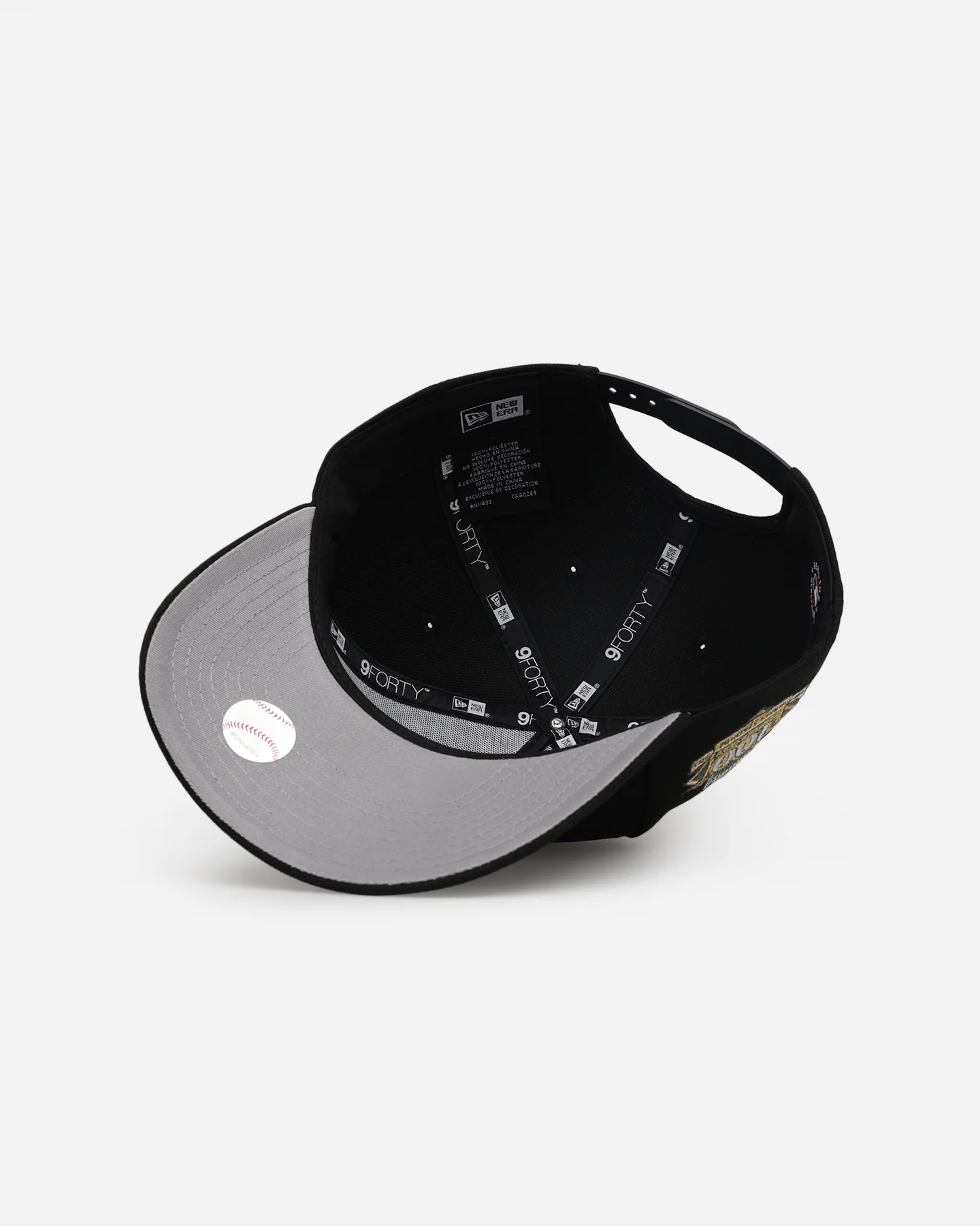 New Era New York Yankees 'Metallic Wordmark' 9FORTY A-Frame Snapback Black - Image 6