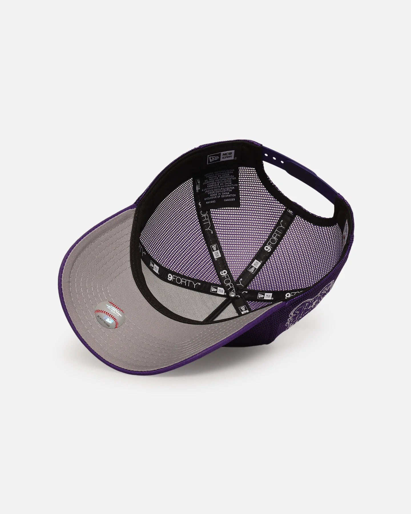 New Era New York Yankees 'Polychromatic Mesh' 9FORTY A-Frame Snapback True Purple - Image 6