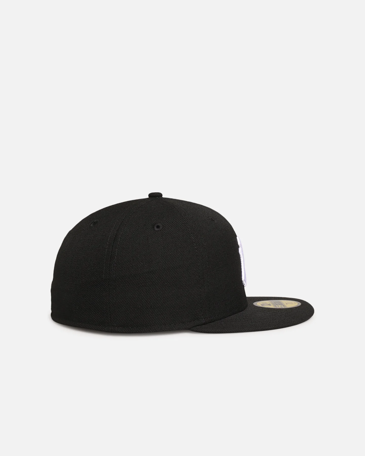 New Era New York Yankees 'Rose Emblem' 59FIFTY Fitted Black/Rose - Image 3