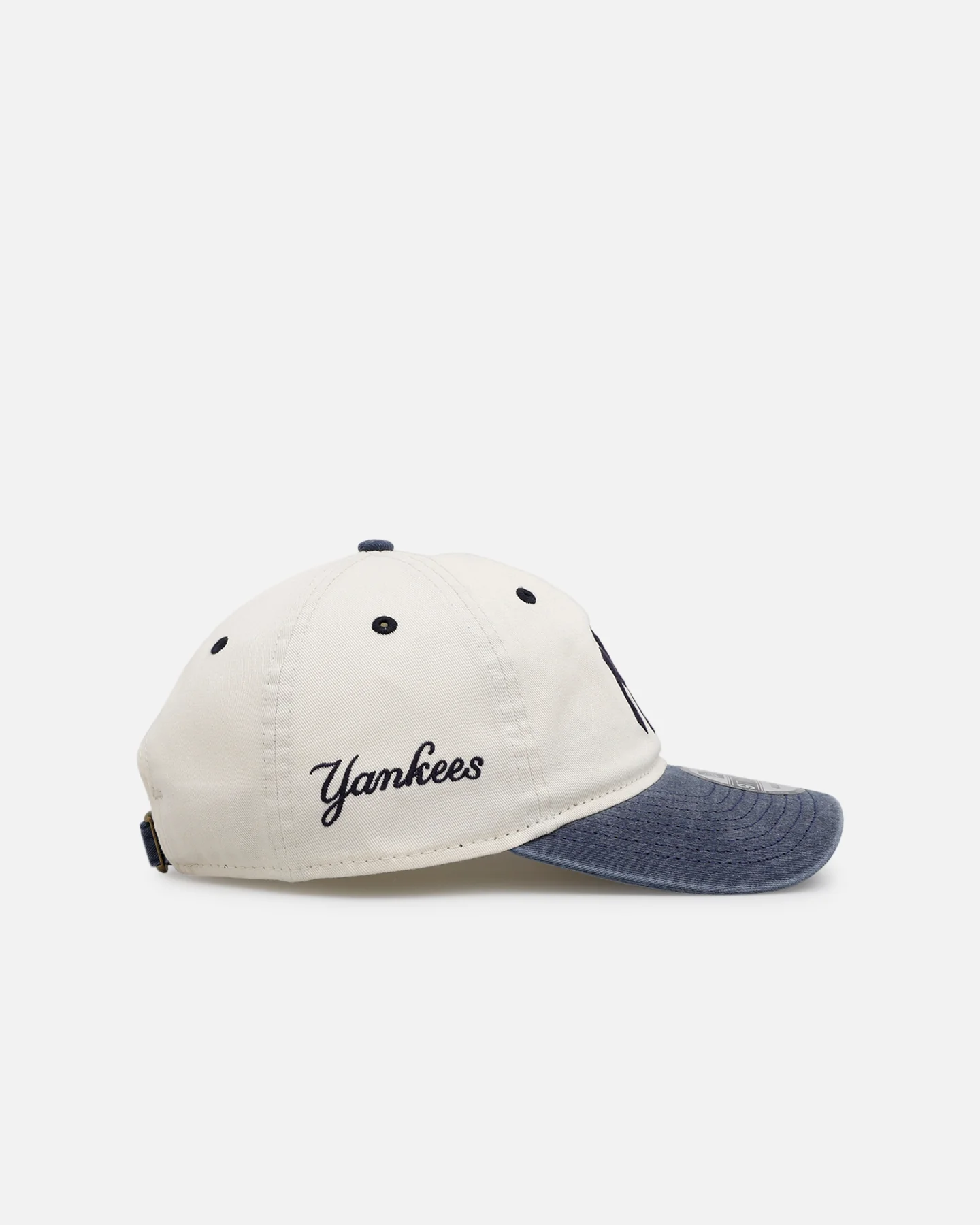 New Era New York Yankees 'Sidescript' 9TWENTY Strapback Navy - Image 3