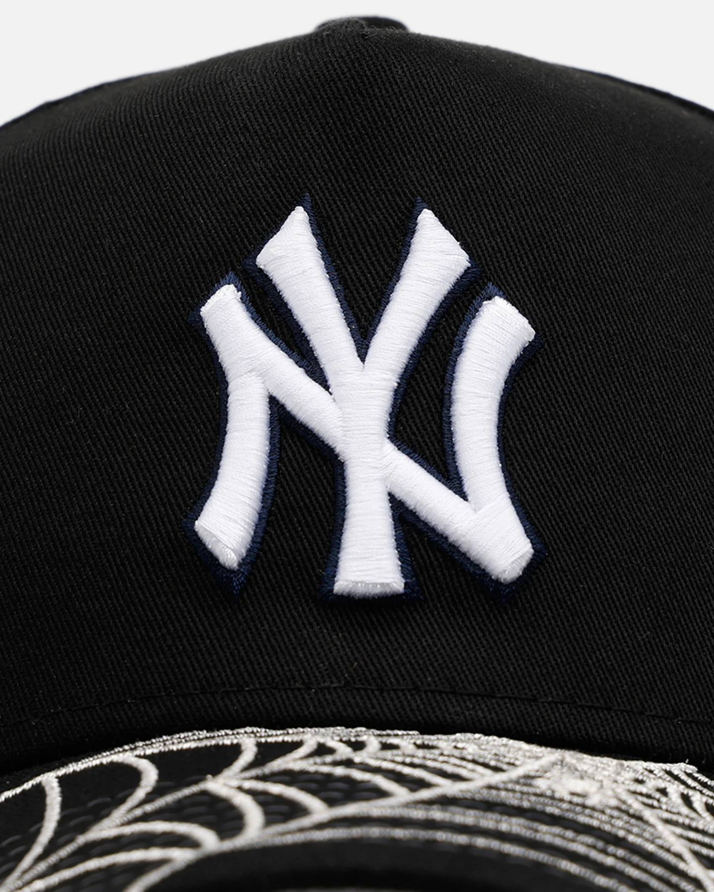 New Era New York Yankees 'Spider Web Visor' 9FORTY A-Frame Snapback Black - Image 6