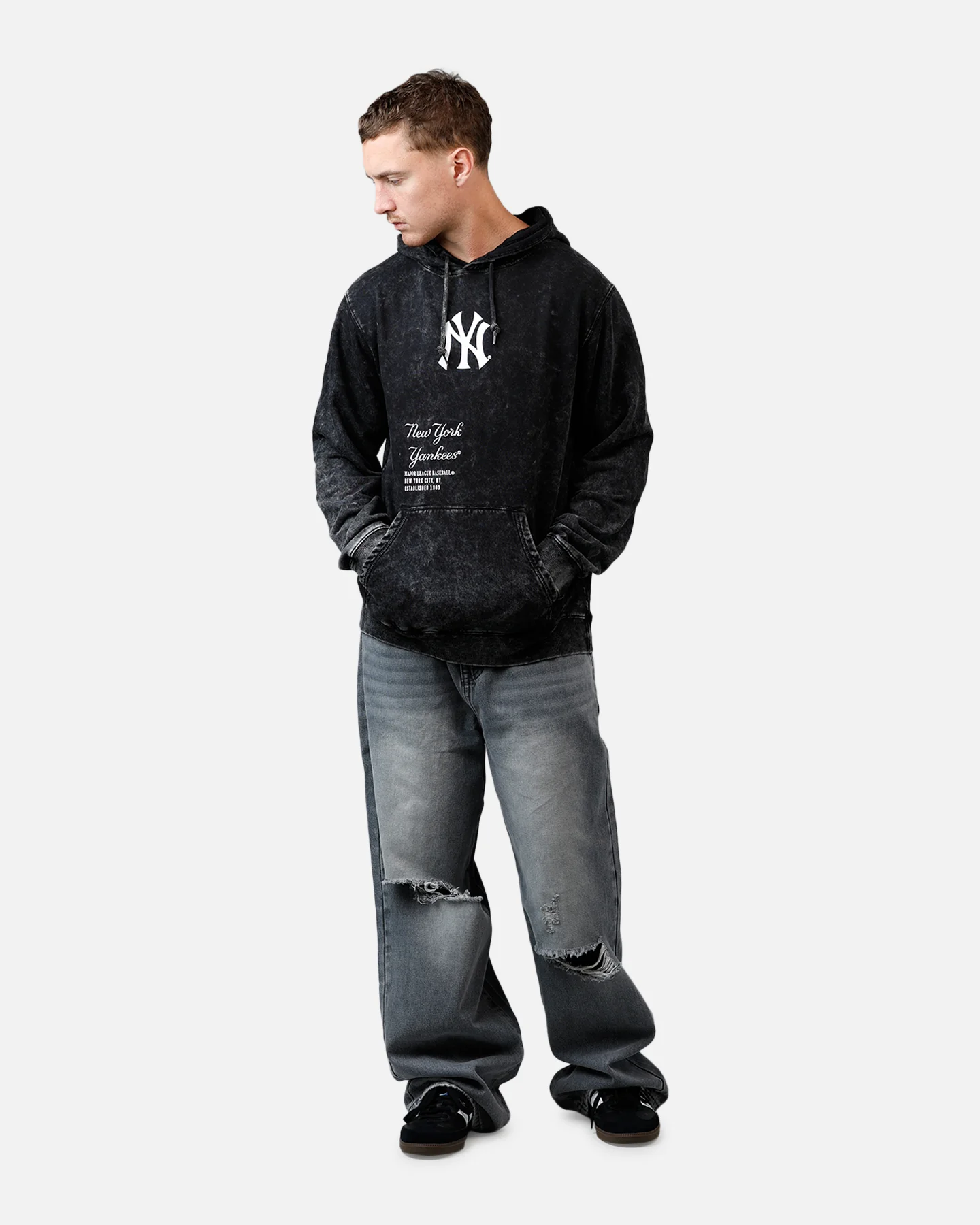 New Era New York Yankees Sport Night Hoodie Black - Image 3