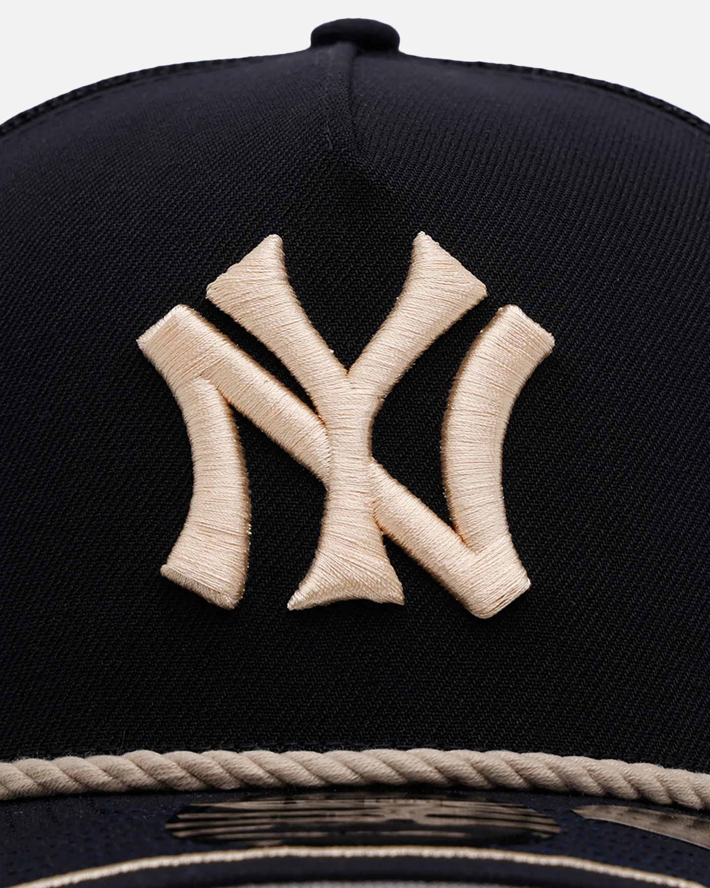 New Era New York Yankees 'Spring Injection' 9FIFTY A-Frame Trucker Snapback Navy - Image 5