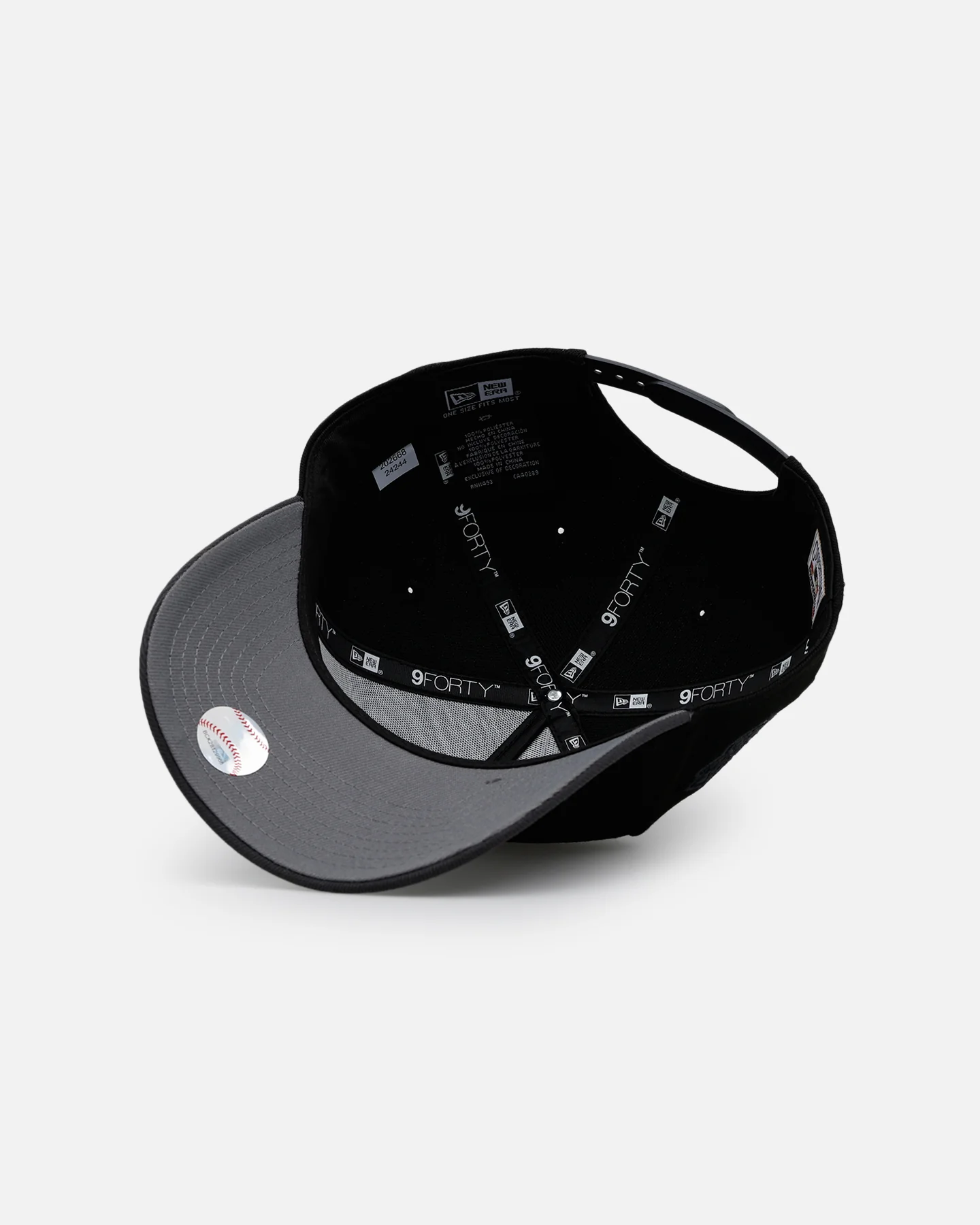 New Era New York Yankees 'Stealth' 9FORTY A-Frame Snapback Black/Charcoal - Image 6