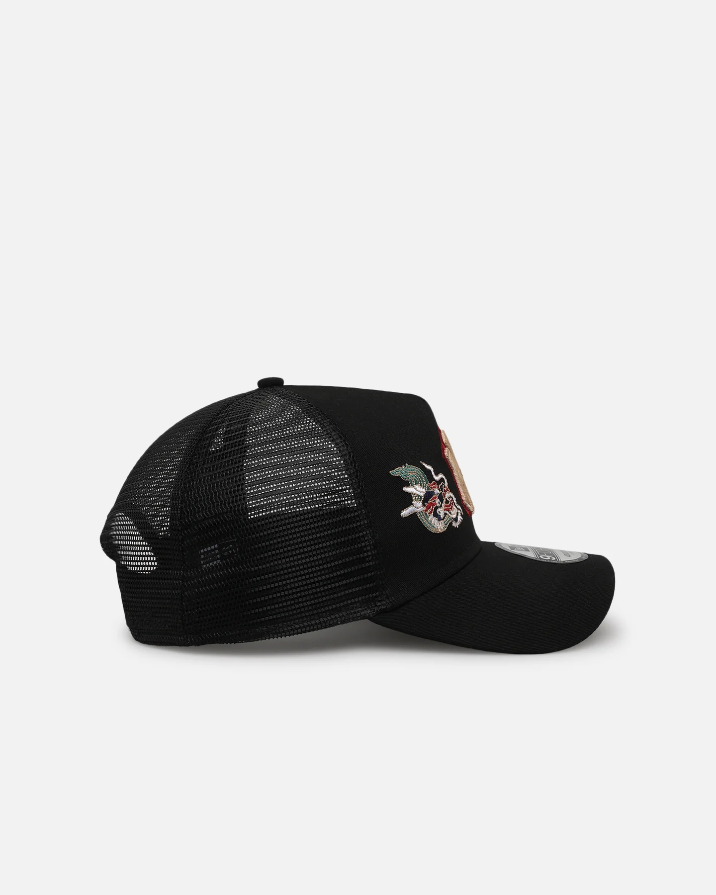 New Era New York Yankees 'Dragon Collection 2.0' 9FORTY A-Frame Trucker Snapback Black - Image 3