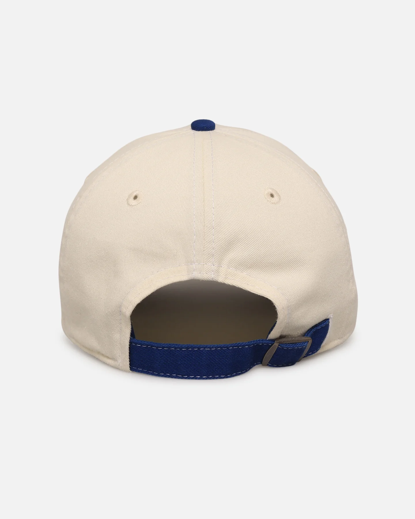 New Era New Zealand Warriors 'NRL 2-Tone 2025 Collection' Casual Classic Strapback Chrome White - Image 2