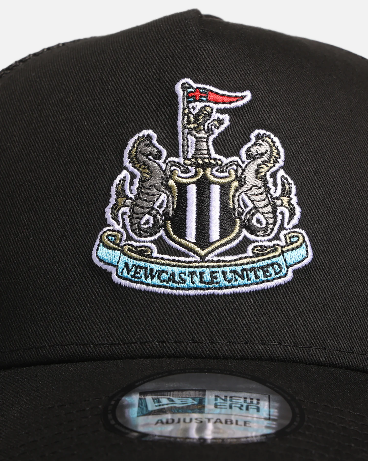 New Era Newcastle United F.C. 9FORTY A-Frame Trucker Snapback Black - Image 5