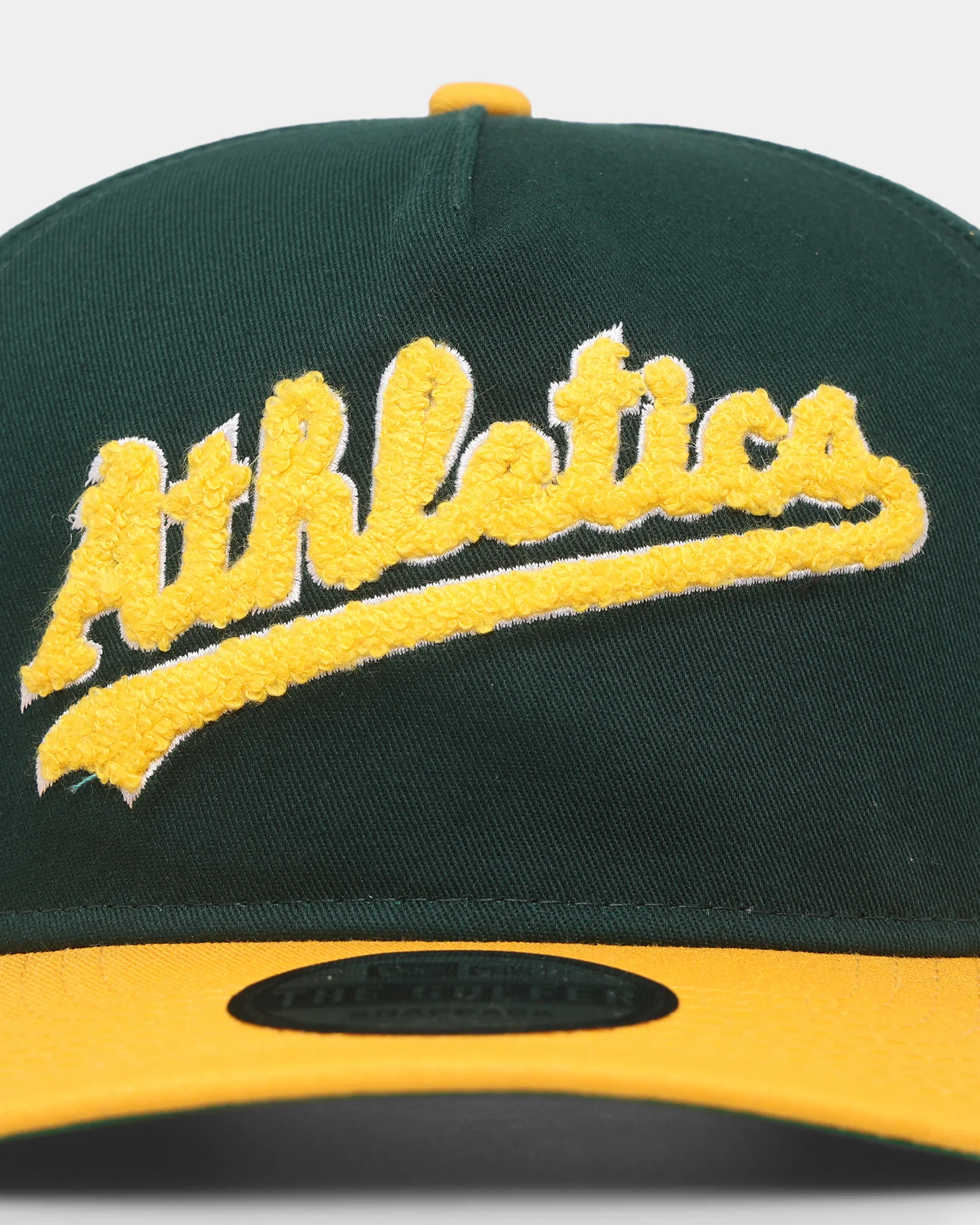 New Era Oakland Athletics 'Chenille' Golfer Snapback Dark Green - Image 5