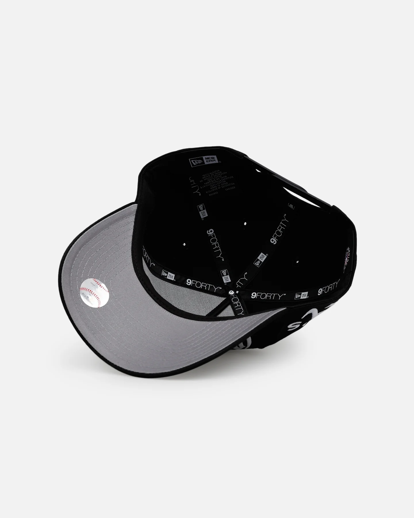 New Era Oakland Athletics 'Oversized Gothic Script Crown' 9FORTY A-Frame Snapback Black/White - Image 6