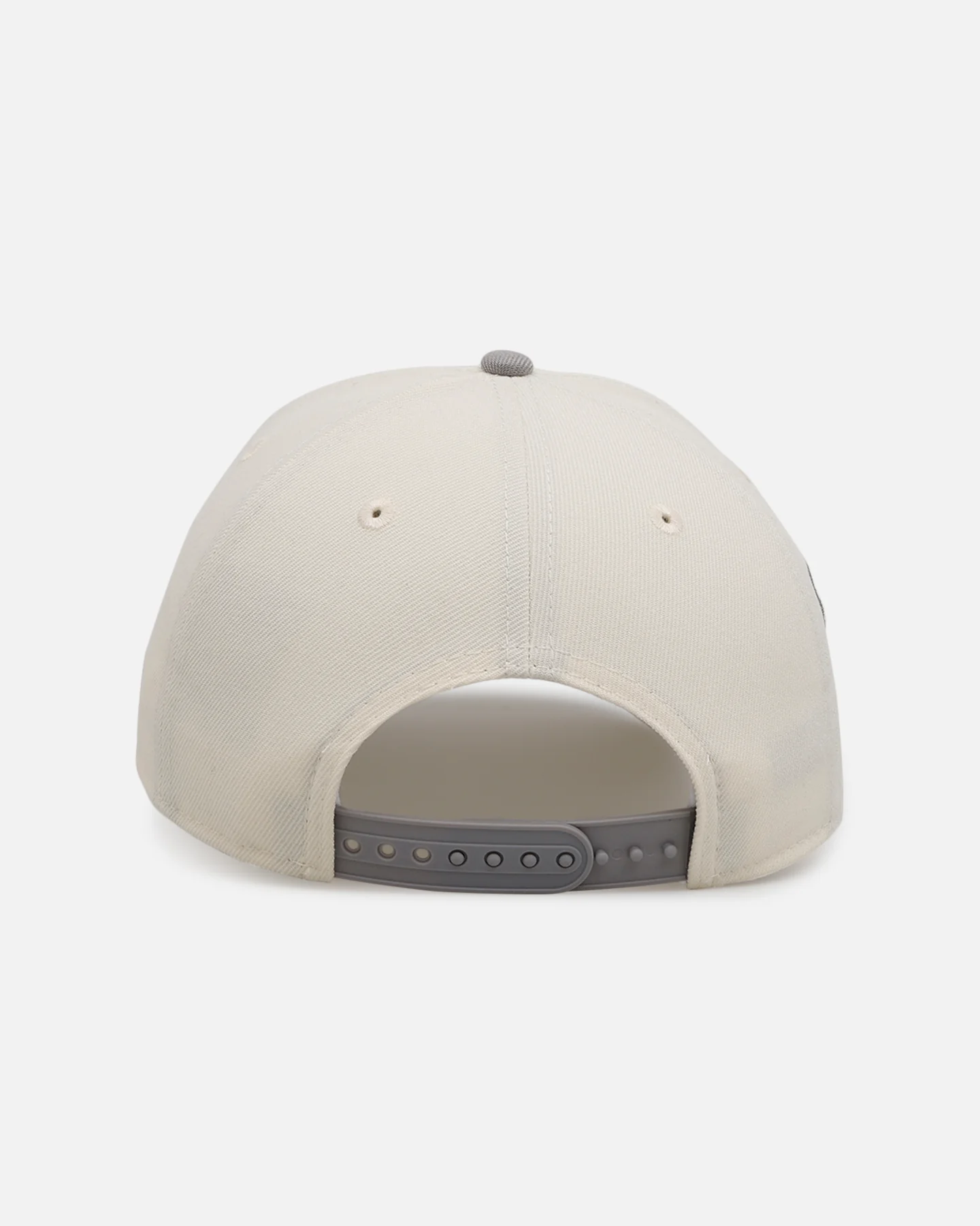 New Era Oakland Athletics 'Too Clean' 9FORTY A-Frame Snapback Chrome - Image 2