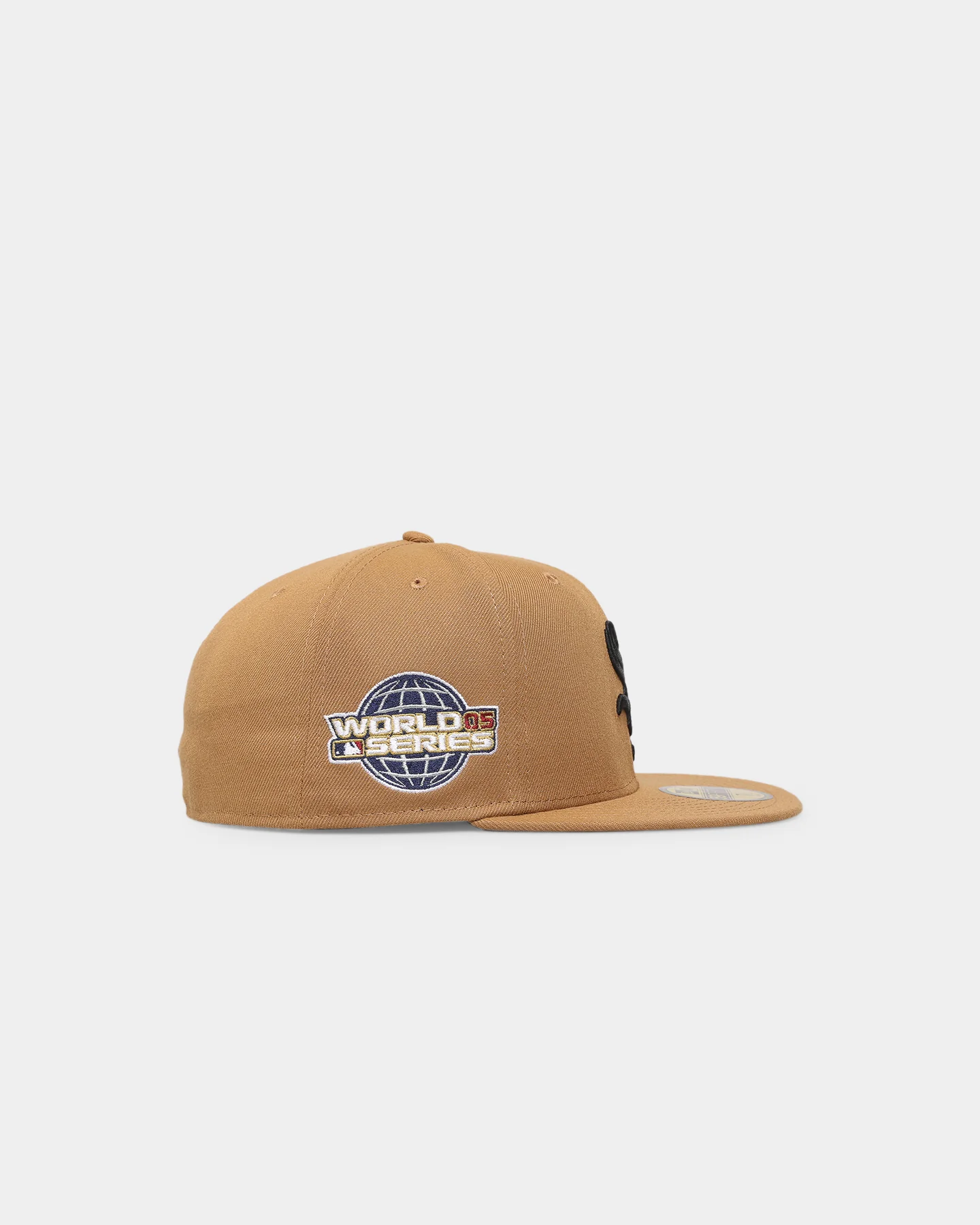 New Era Boston White Sox 'Wheat Black World Series' 59FIFTY Fitted Wheat/Black - Image 4