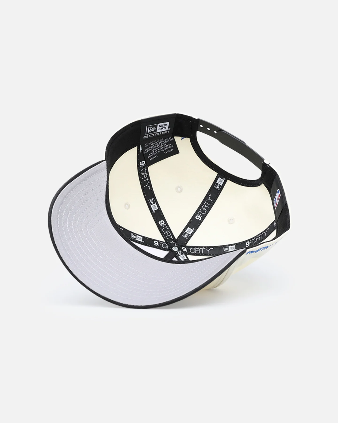 New Era Orlando Magic 'NBA X Hyperfly' 9FORTY A-Frame Snapback Chrome White - Image 6