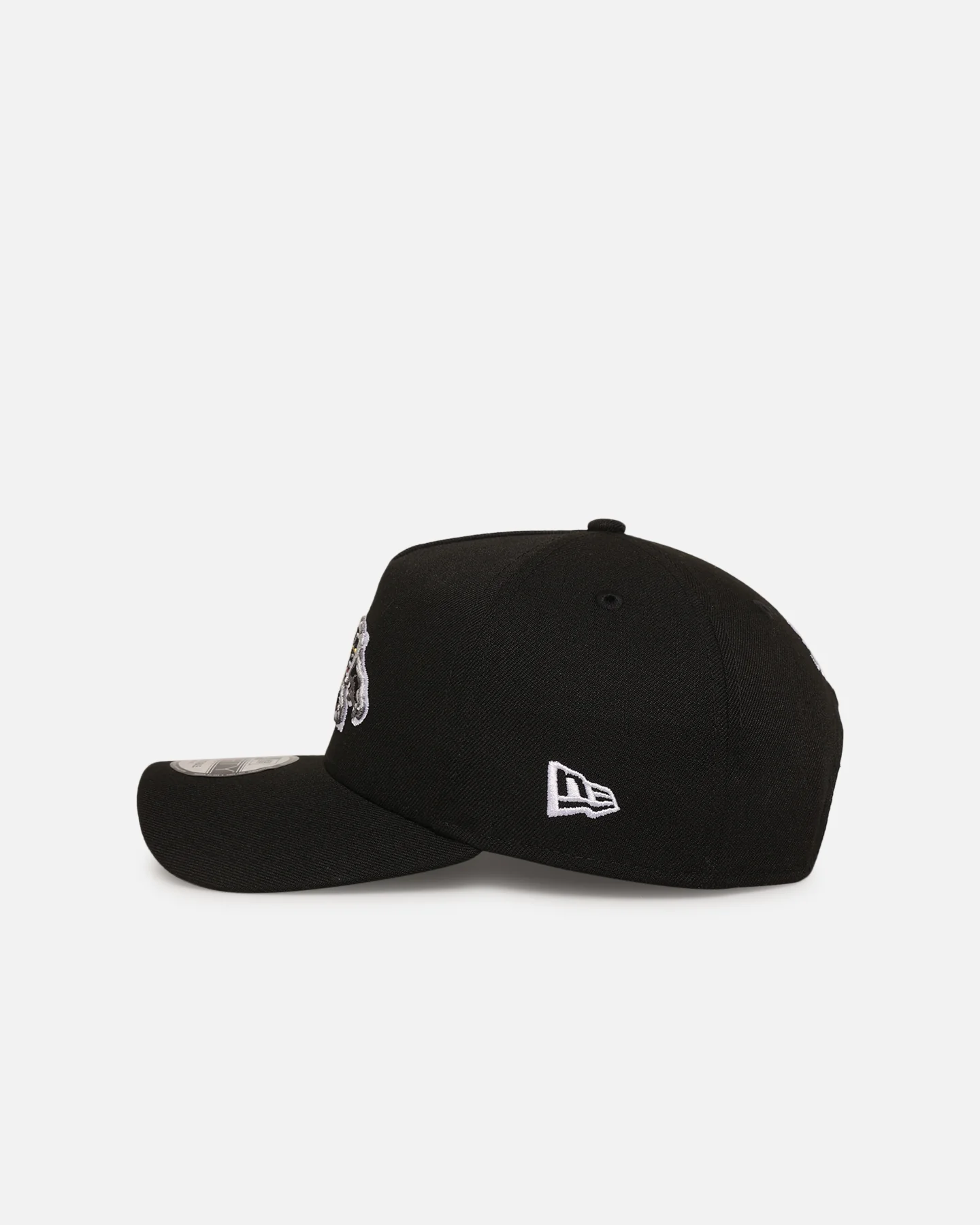 New Era Penrith Panthers '2025 NRL Vegas Round' 9FORTY A-Frame Snapback Official Team Colour - Image 4