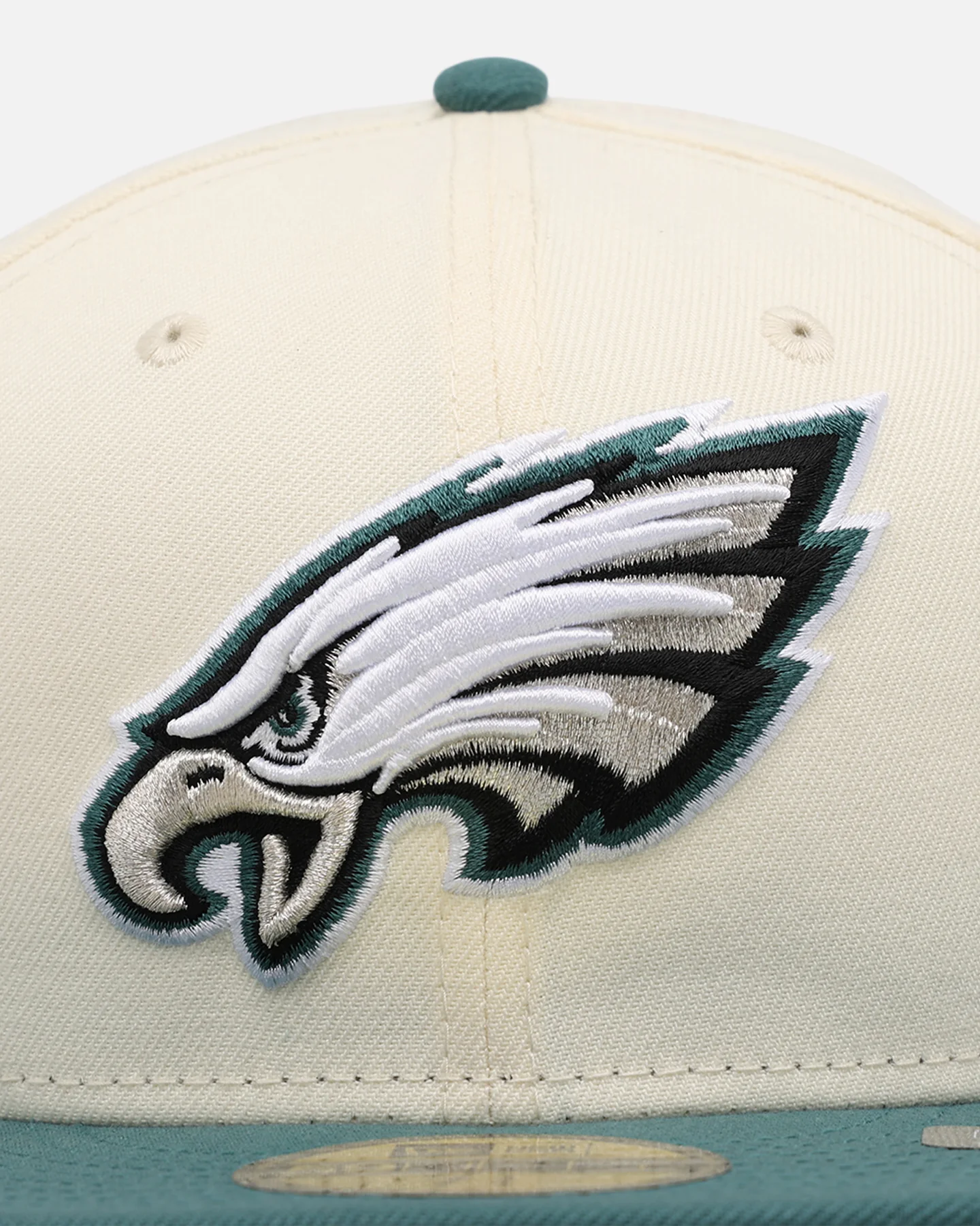 New Era Philadelphia Eagles 'Chrome OTC' 59FIFTY Fitted Chrome/OTC - Image 6