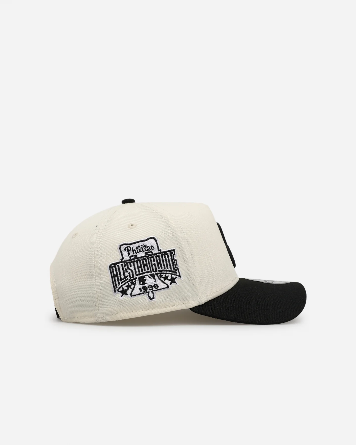New Era Philadelphia Phillies 'Chrome Upside Down Logo' 9FORTY A-Frame Snapback Chrome/Black - Image 3