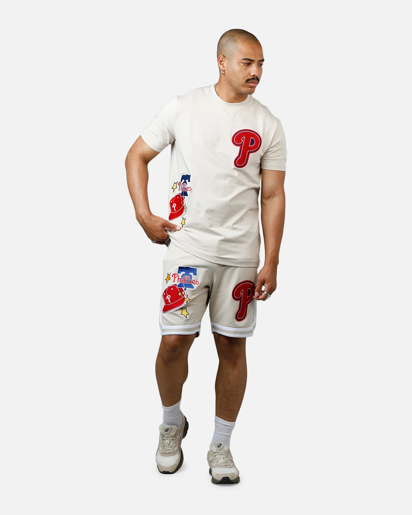 New Era Philadelphia Phillies 'Logo Select' Summer Shorts Stone - Image 2