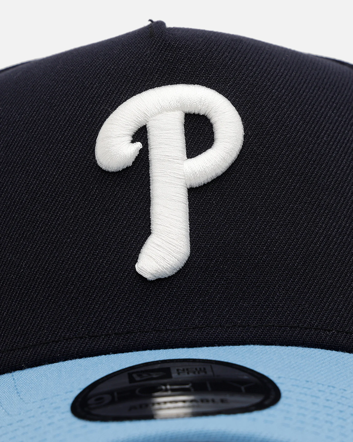 New Era Philadelphia Phillies 'Ocean' 9FORTY A-Frame Snapback Navy/Sky Blue - Image 5