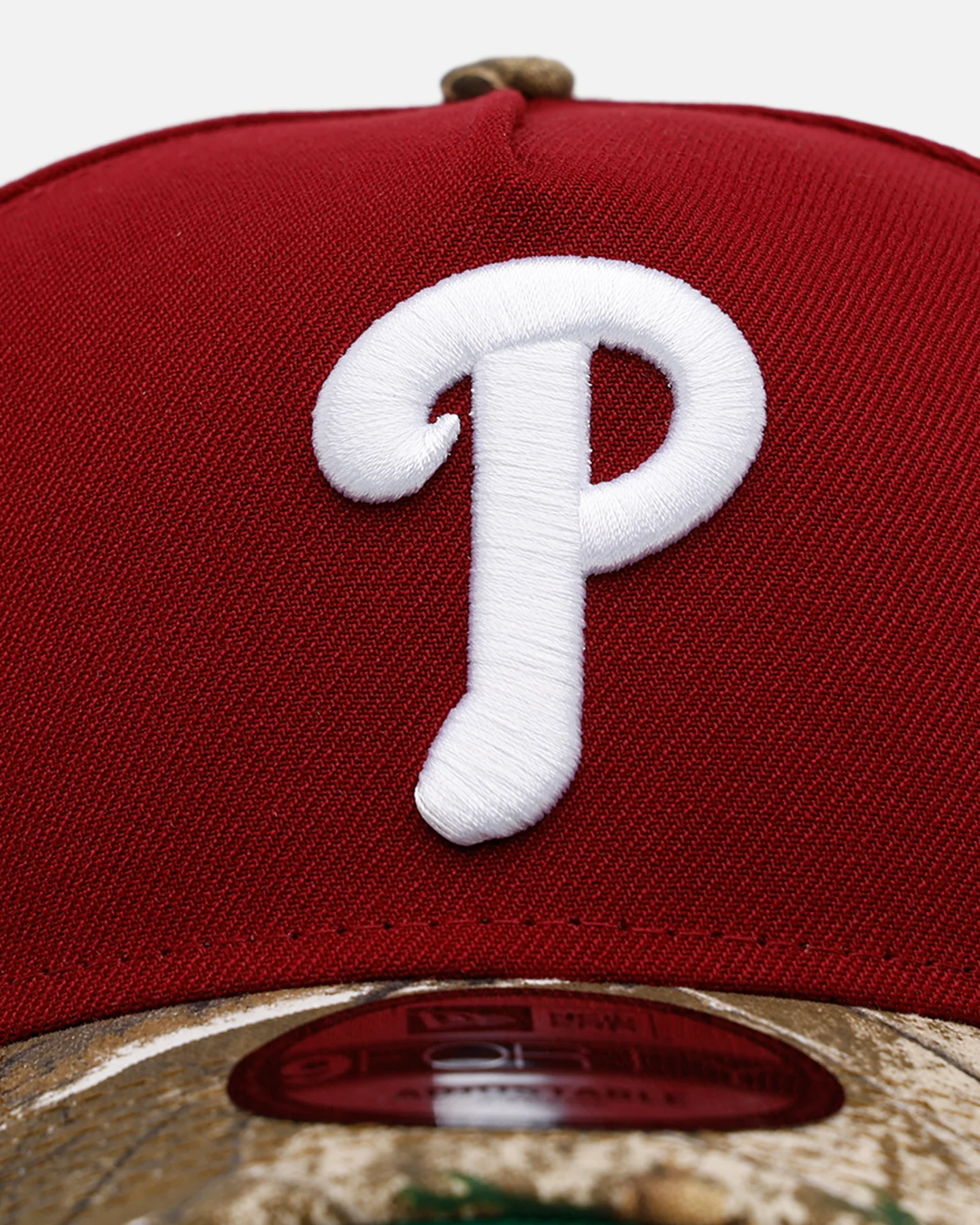 New Era Philadelphia Phillies 'Realtree Visor' 9FORTY A-Frame Snapback Official Team Color - Image 5
