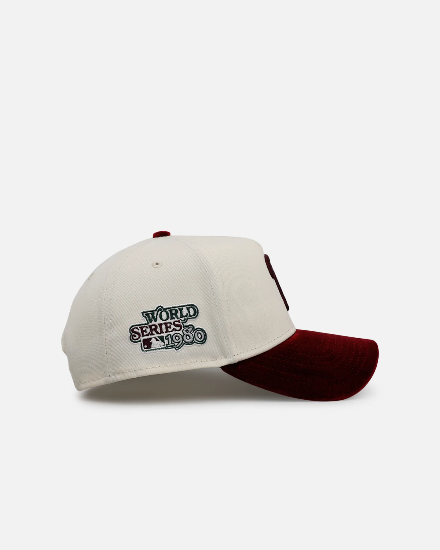 New Era Philadelphia Phillies 'Velvet Roses' 9FORTY A-Frame Snapback Chrome - Image 4