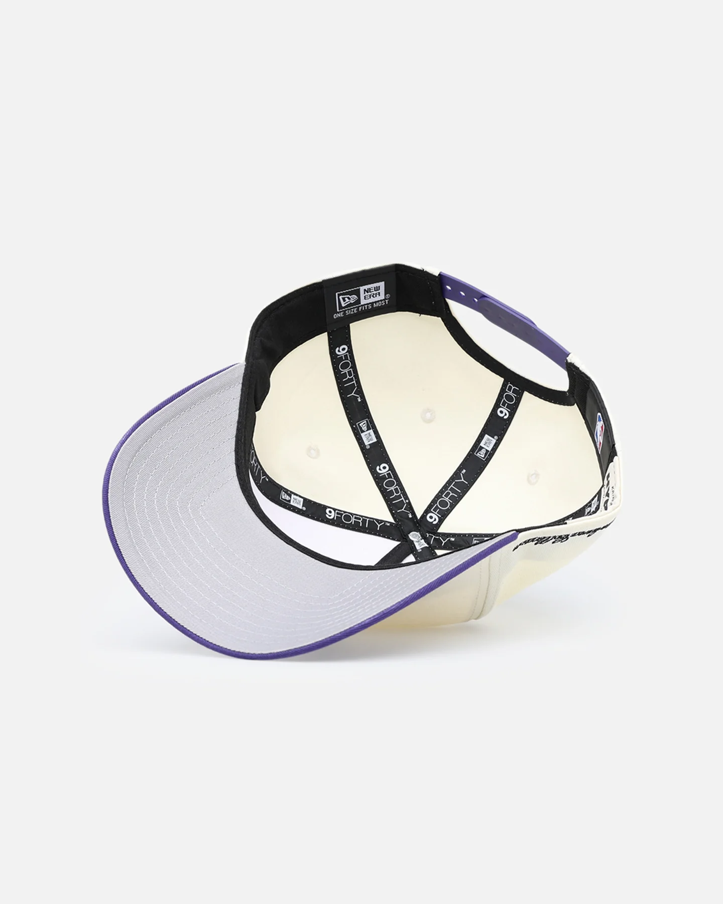 New Era Phoenix Suns 'NBA X Hyperfly' 9FORTY A-Frame Snapback Chrome White - Image 6