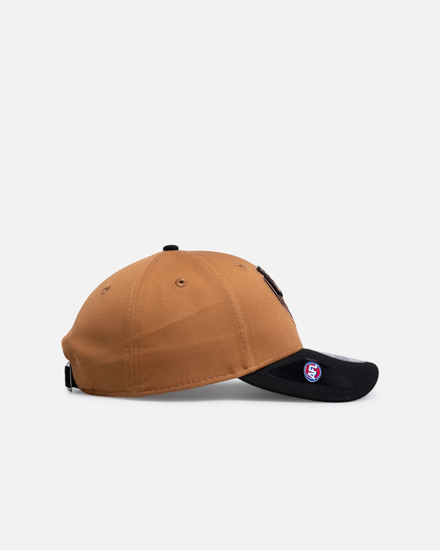 New Era Richmond Tigers 'AFL 2026' 9FORTY Strapback Med Beige - Image 3