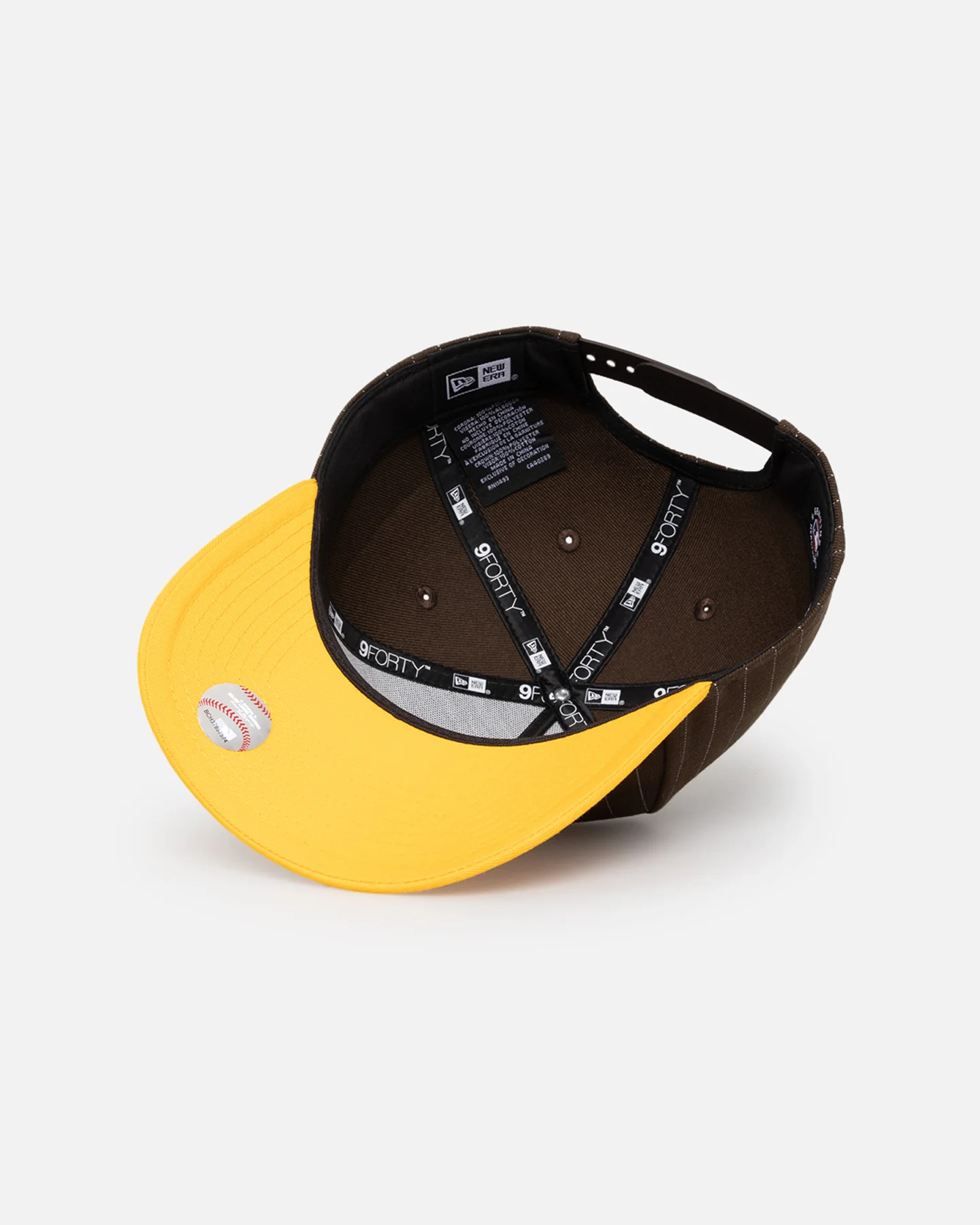 New Era San Diego Padres '2-Tone Pinstripe' 9FORTY A-Frame Snapback Pinstripe - Image 6
