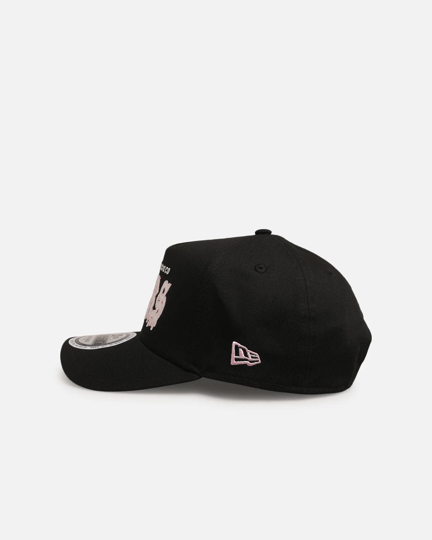 New Era San Francisco 49ers 'Drip Glow Script' 9FORTY A-Frame Snapback Black/Pink - Image 4