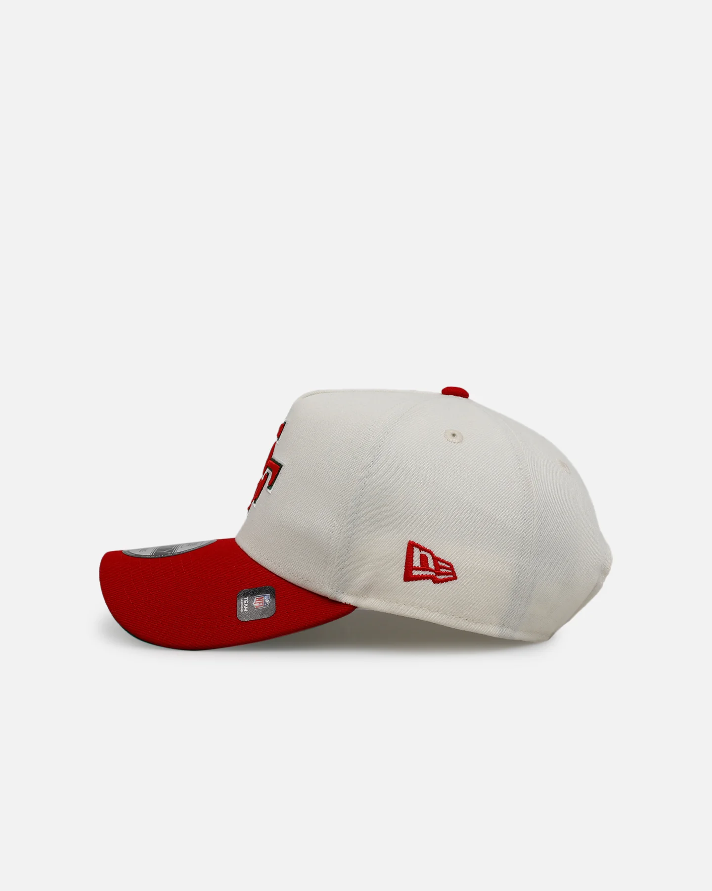 New Era San Francisco 49ers 'Strawberry' 9FORTY A-Frame Snapback Chrome/Red - Image 4
