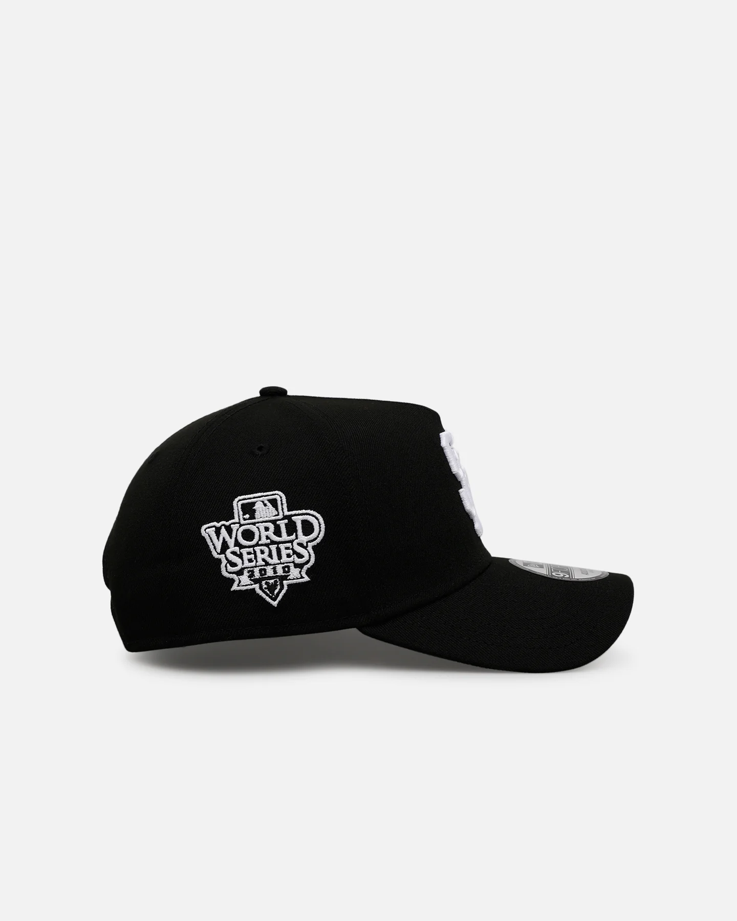 New Era San Francisco Giants 'Black And White' 9FORTY A-Frame Snapback Black/White - Image 3