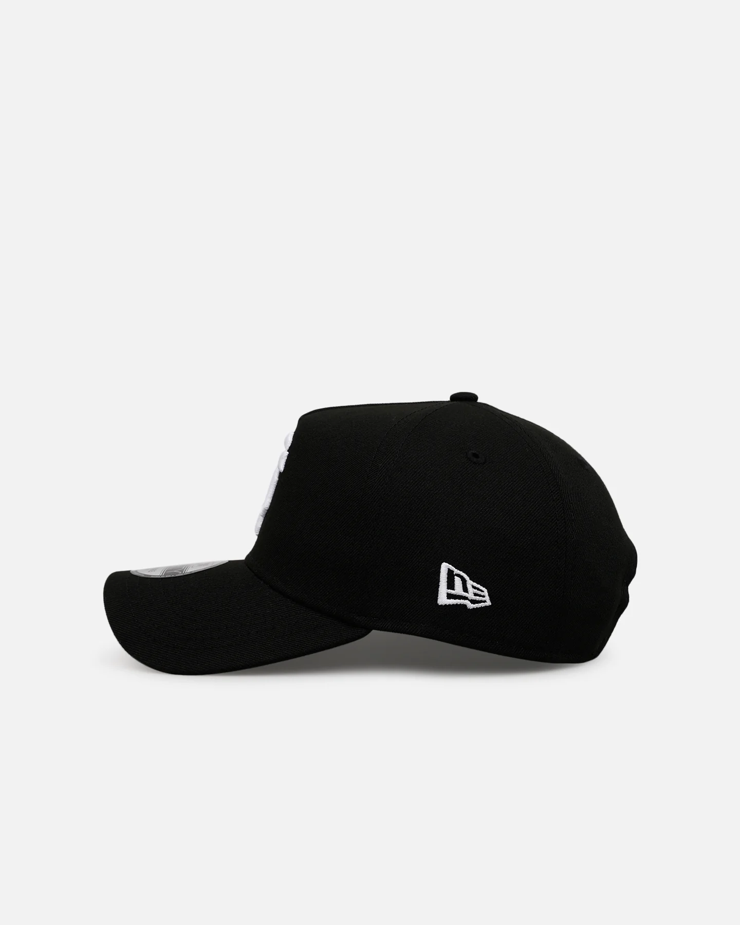 New Era San Francisco Giants 'Black And White' 9FORTY A-Frame Snapback Black/White - Image 4