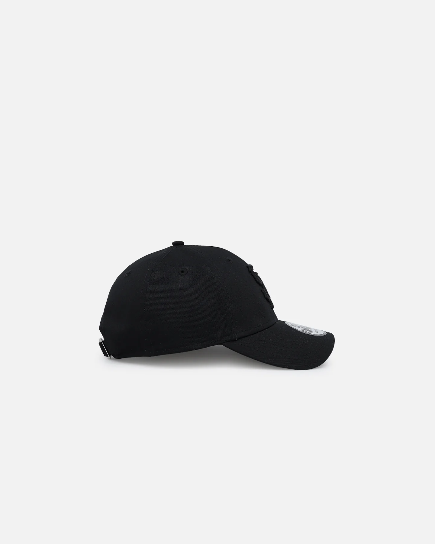 New Era San Francisco Giants 'Black On Black' 9FORTY Casual Strapback Black/Black - Image 3