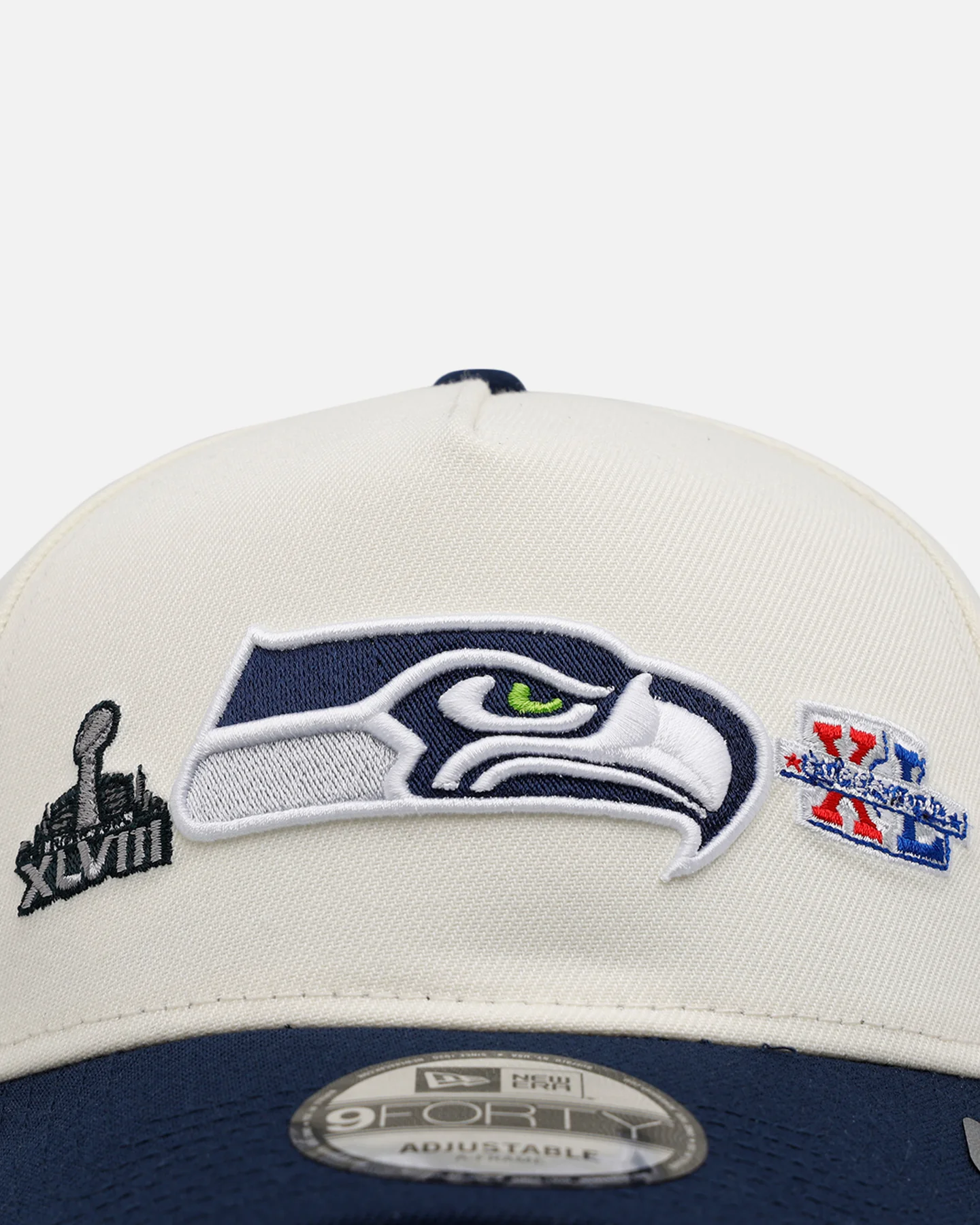 New Era Seattle Seahawks 'Super Bowl Logos' 9FORTY A-Frame Snapback Chrome - Image 5